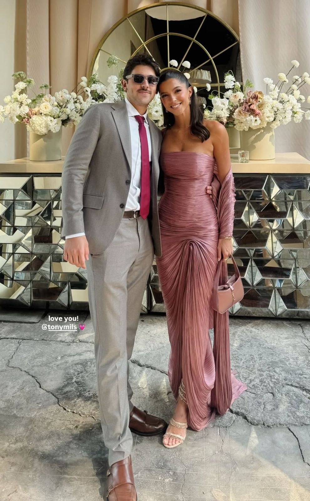 Eugenia Rodríguez y Tony Mils acudieron a la boda de Johanna Elías. (Foto: Instagram @eugeniardzc)