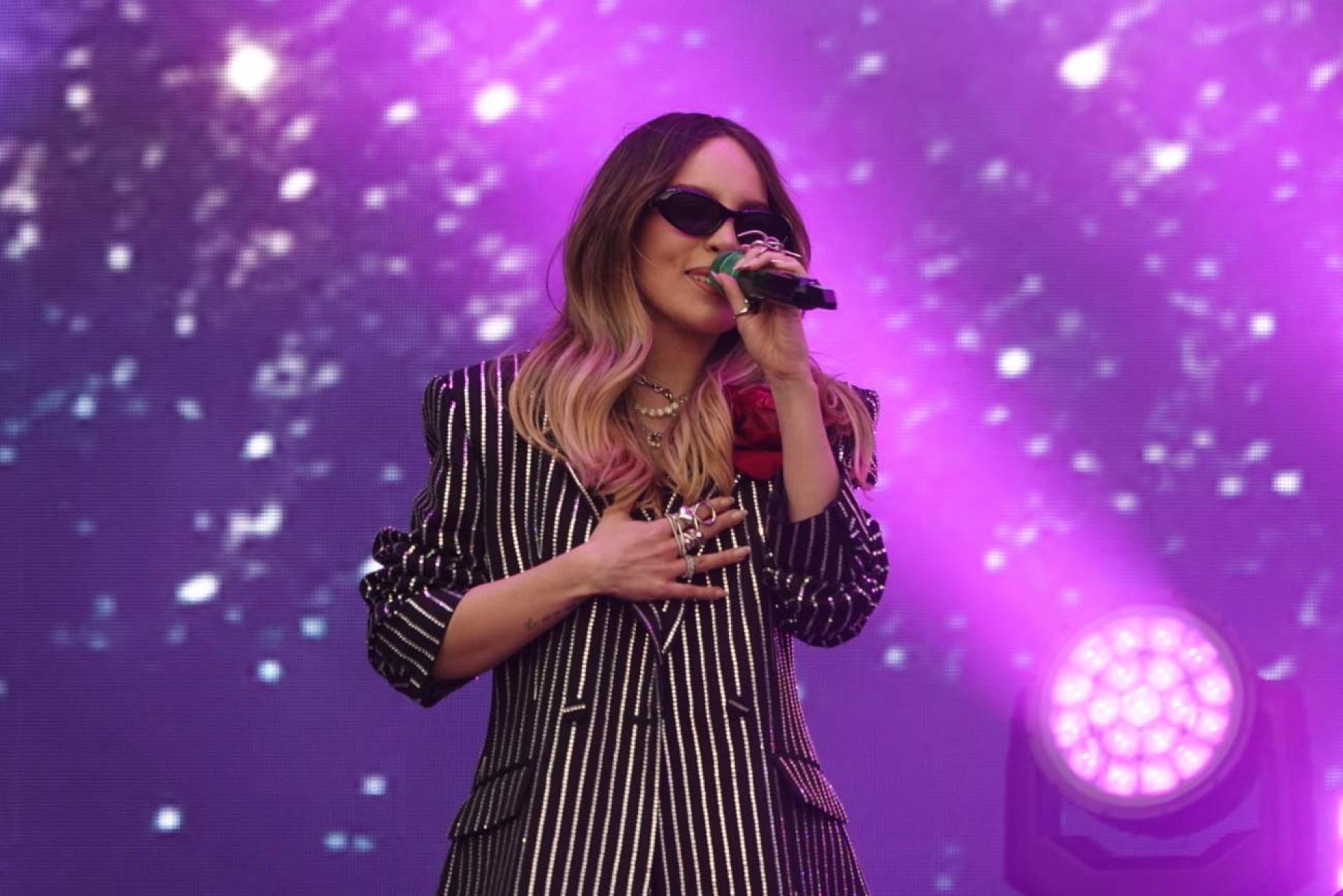 La cantante Belinda durante su participación en el Homenaje 