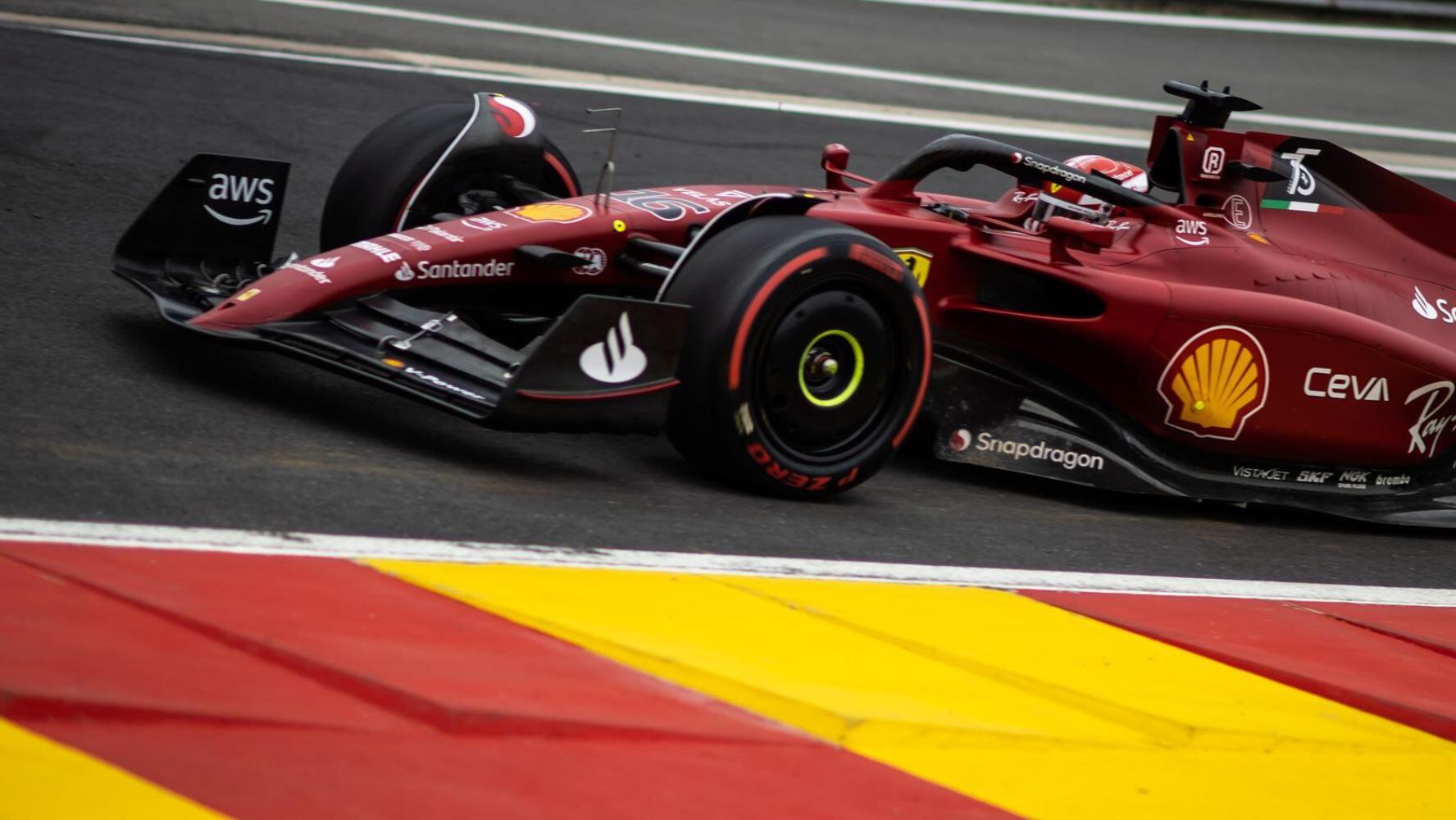 GP de Bélgica: Carlos Sainz obtiene la pole; ‘Checo’ largará en segundo