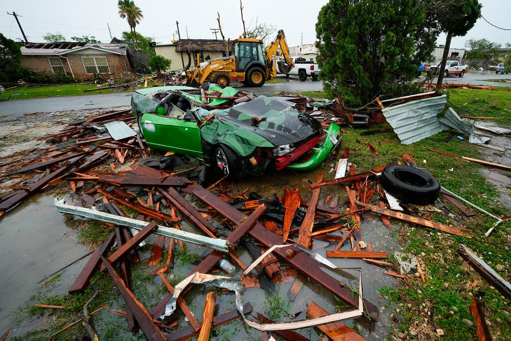 Tornado en el sur de Texas deja 1 persona muerta; hay personas heridas