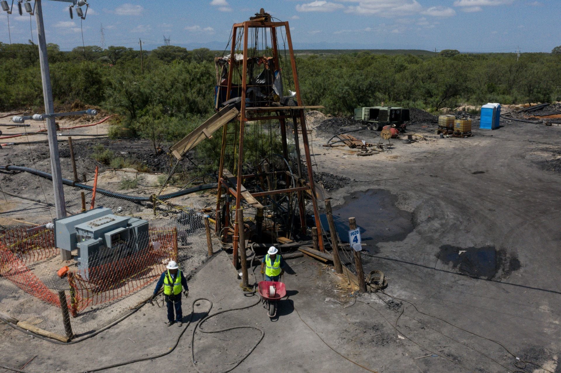 El Pinabete: Vinculan a proceso al dueño de la mina donde quedaron atrapados 10 trabajadores