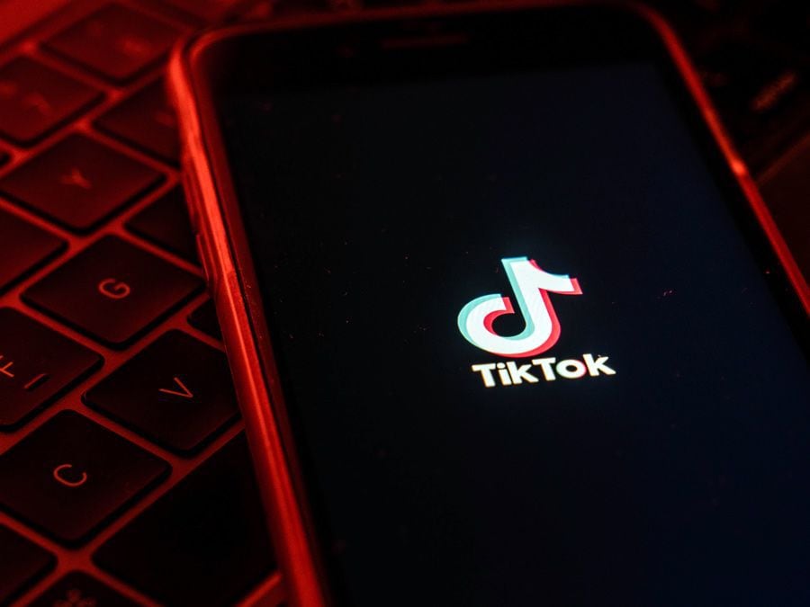 TikTok sufre otro golpe: ¿Por qué Italia multó a la red social con 10 millones de euros? 