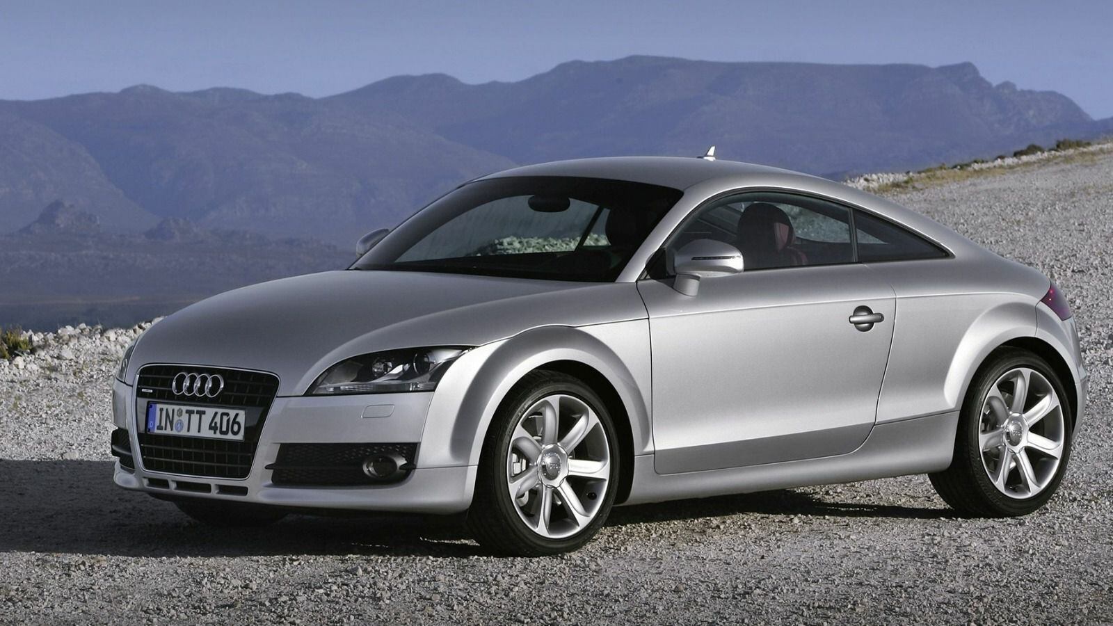 Audi TT comenzó a venderse en 1998.