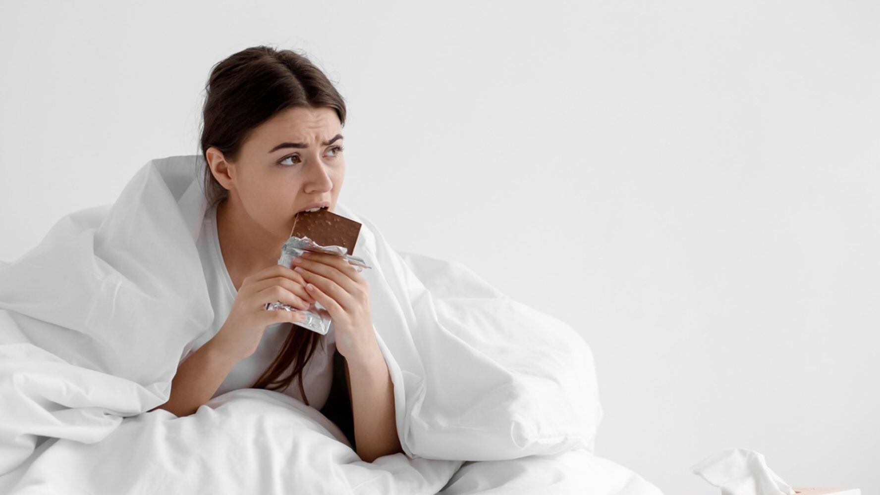 Consumir chocolate antes de dormir puede provocar efectos de insomnio. (Foto: Shuttertsock)