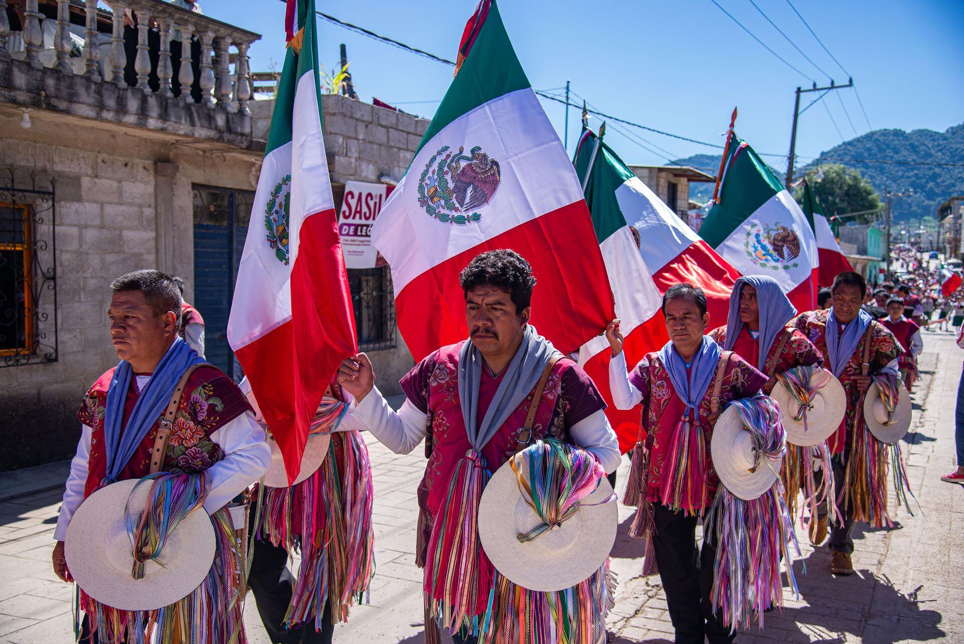 Desfile del 16 de septiembre: Miles de indígenas tzotziles participan en Zinacantán, Chiapas 