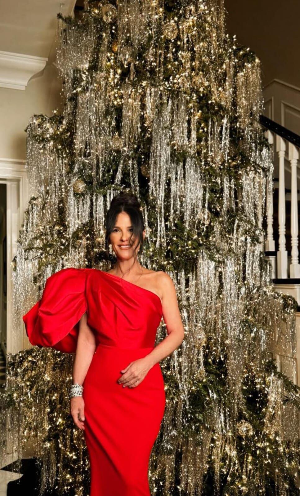 Martha Debayle  tardó una semana en completar su árbol de Navidad. (Foto: Instagram @marthadebayle)