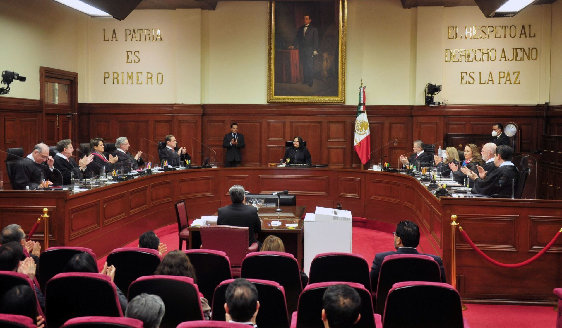 Corte da revés a AMLO: Declara inconstitucional el pase de la GN a la Sedena