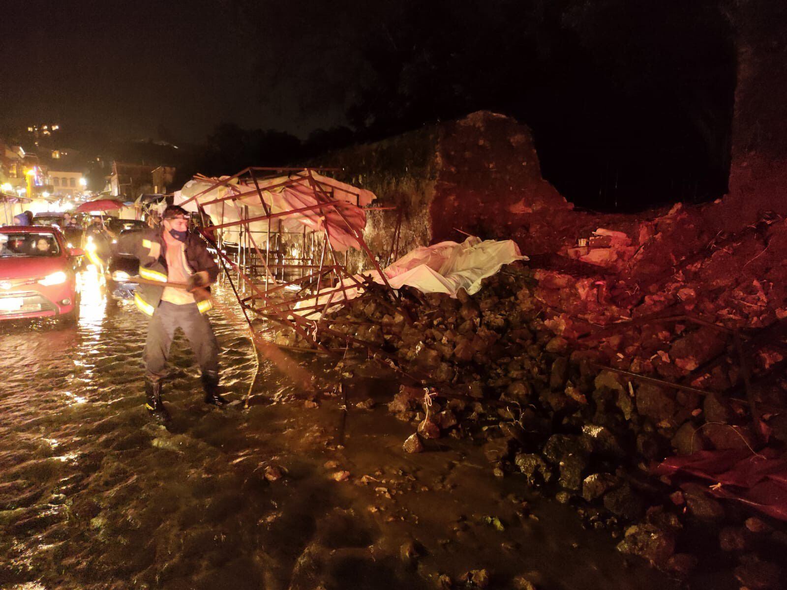 Huracán ‘Rick’ dejan un muerto en Tepoztlán y daños por inundaciones