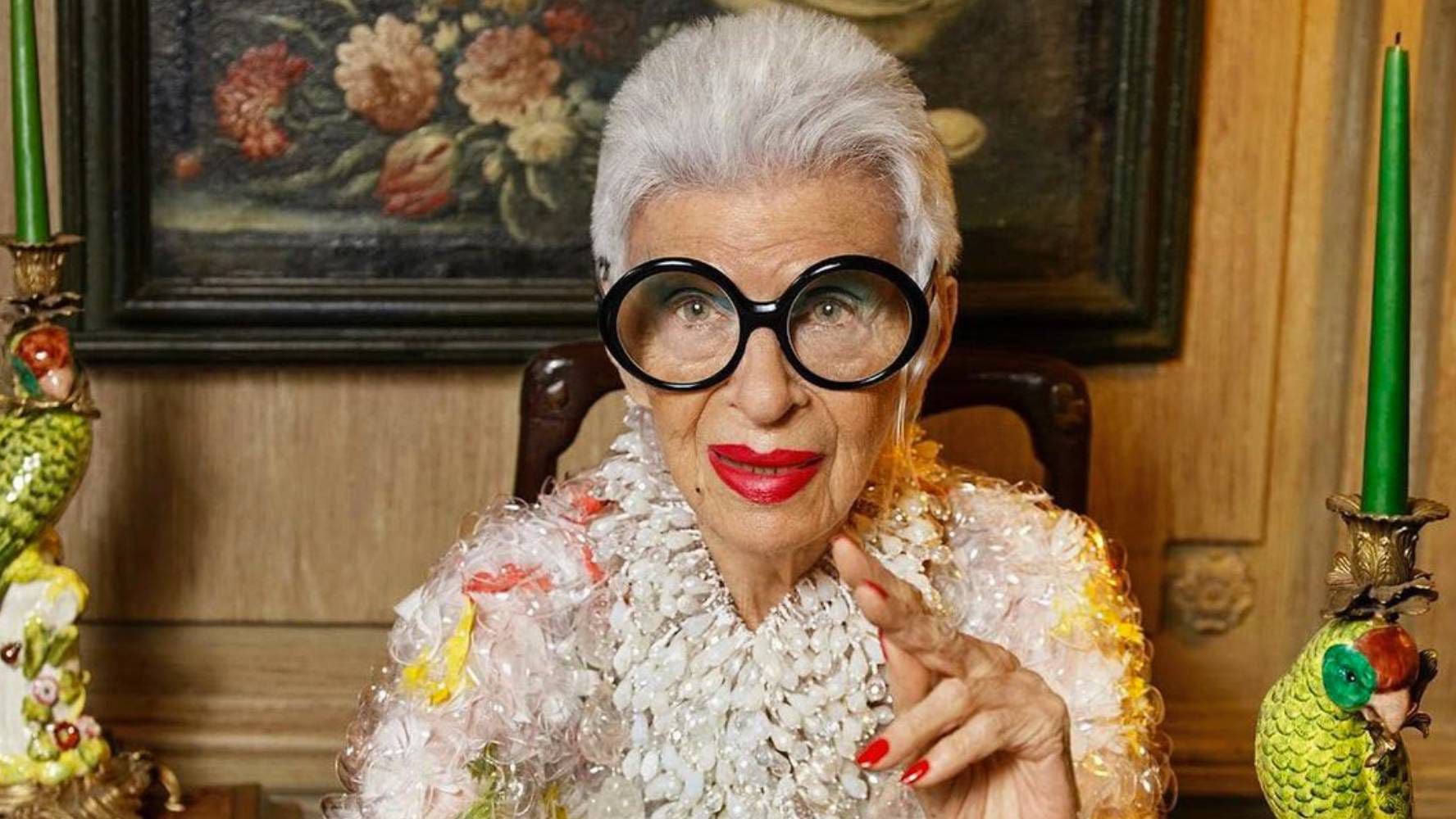 Muere Iris Apfel a los 102 años, la mujer que se convirtió en modelo profesional a los 97