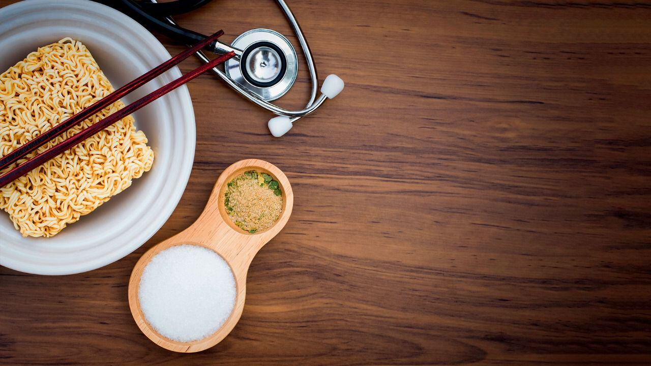 El glutamato monosódico está presente en productos cotidianos como la sopa instantánea. (Foto: Shutterstock).