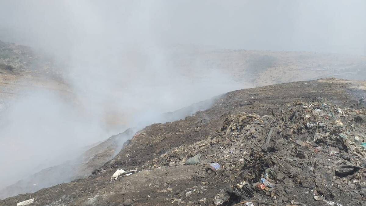 Incendio en Tepotzotlán: exigen extinguir fuego del basurero y atención médica