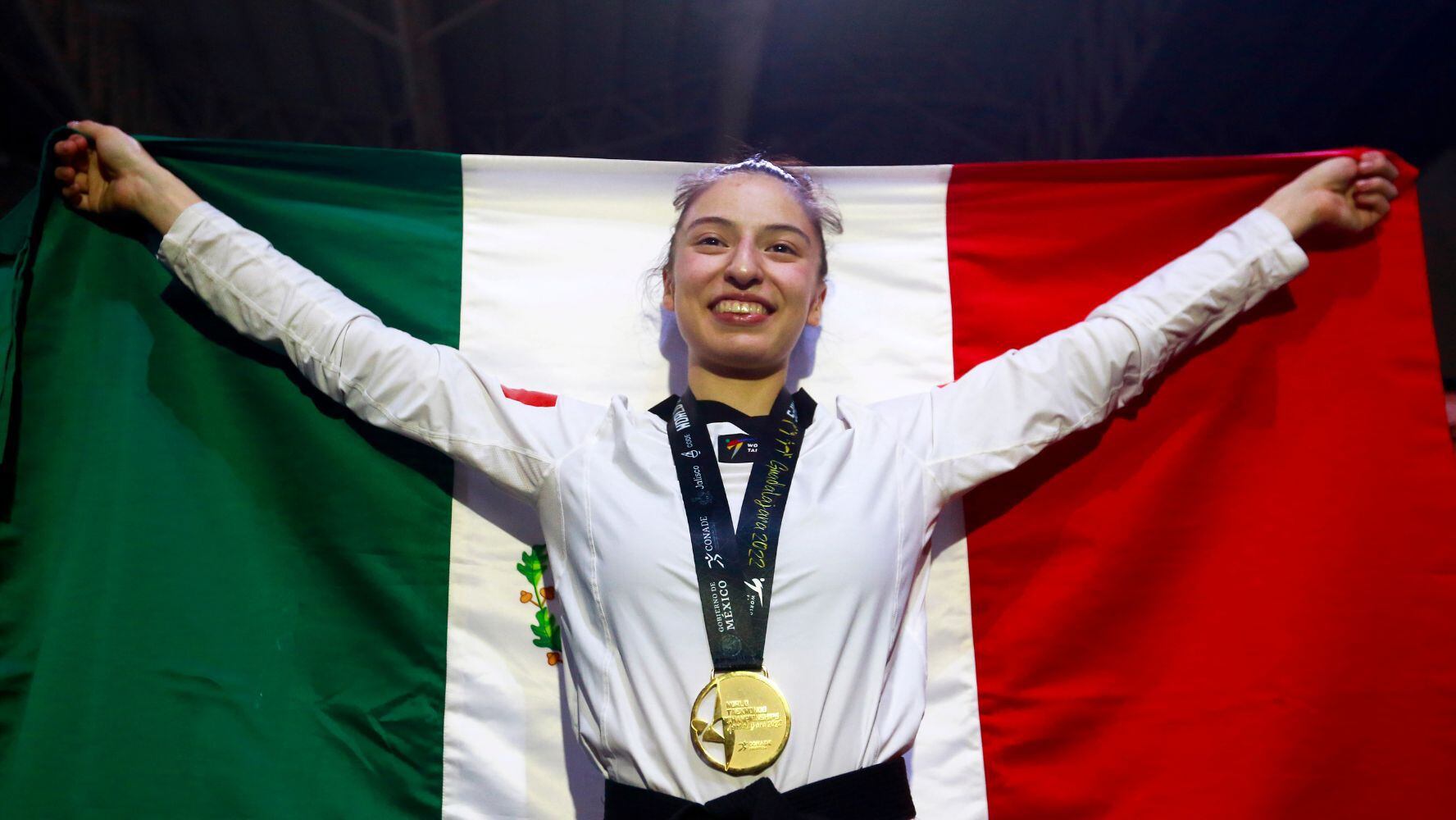 Daniela Souza, atleta mexicana, gana medalla de oro en el Mundial de Taekwondo 2022