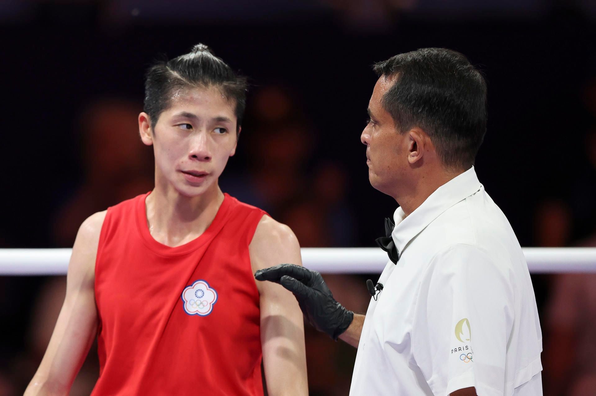 Lin Yu-Ting ganó a la boxeadora uzbeca SitoraTurdibekova y pasó a cuartos de final en París 2024.