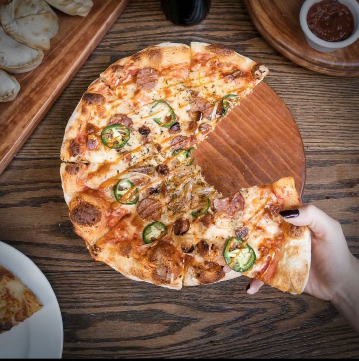 El Almacén del Bife también cuenta con pizzas. (Foto: Instagram / @elalmacendelbifemx)