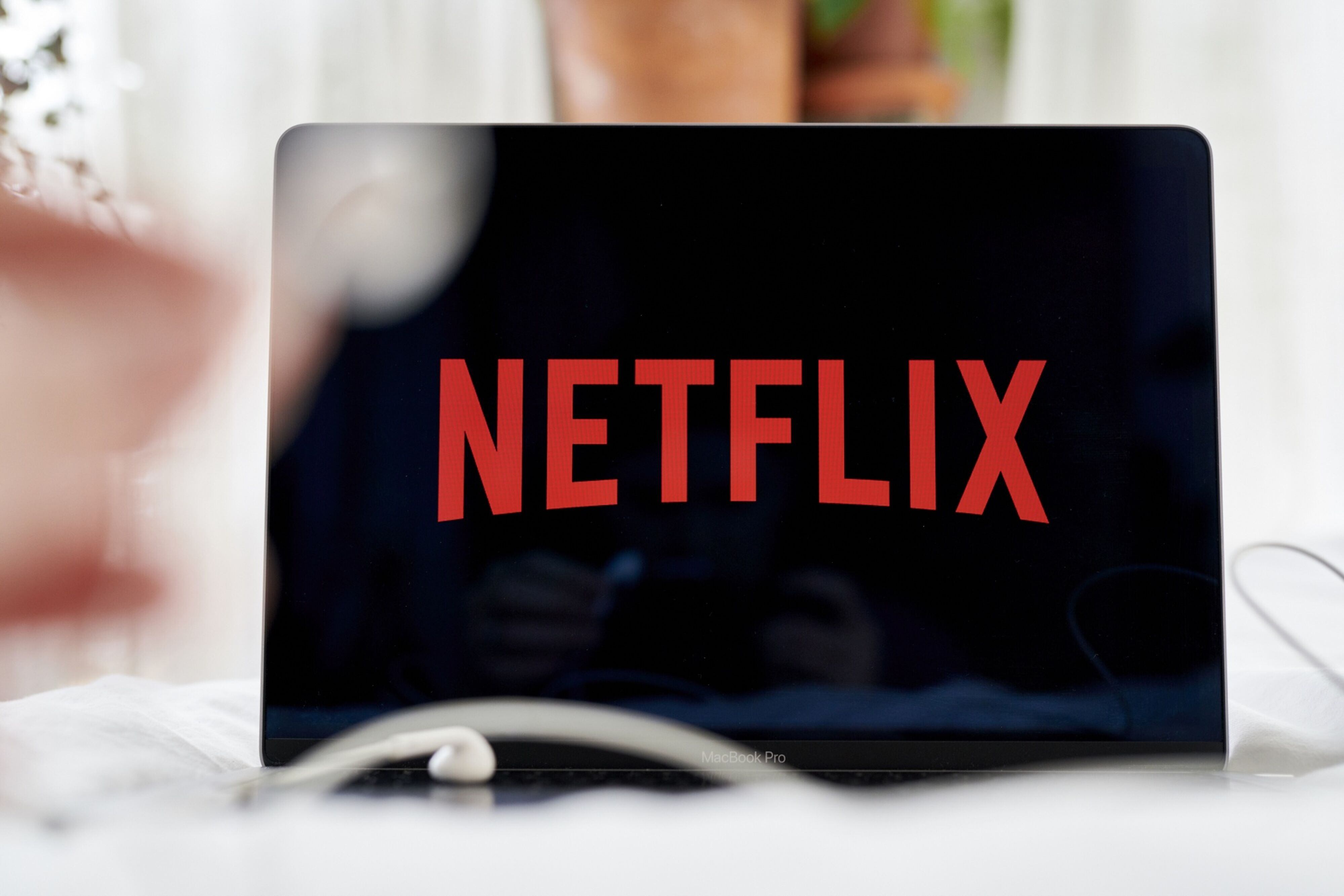 Se recomienda usar Netflix en dispositivos móviles. (Foto: Bloomberg / Gabby Jones)