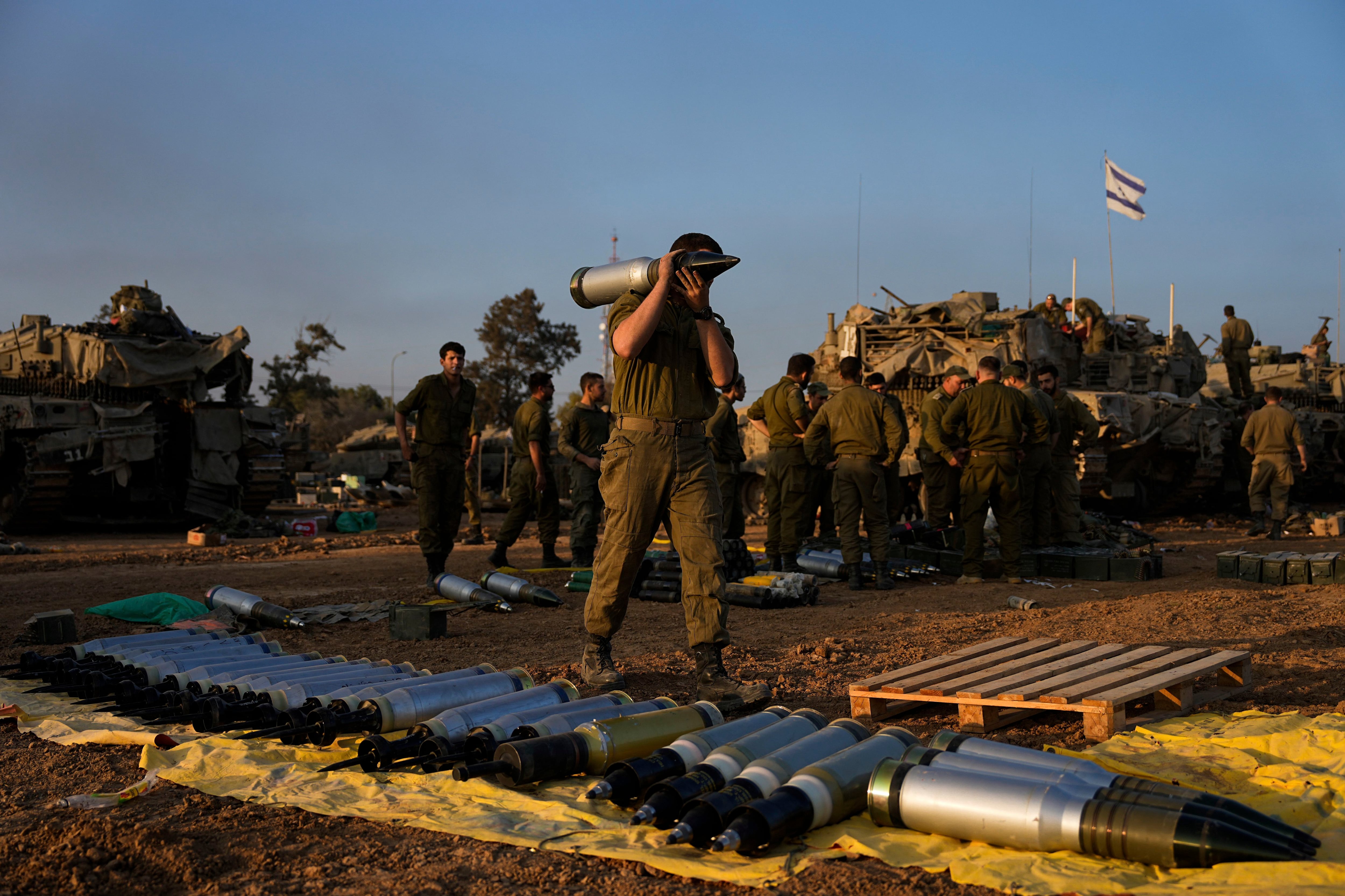 Israel inicia el Año Nuevo con menos tropas en Gaza tras presión de EU