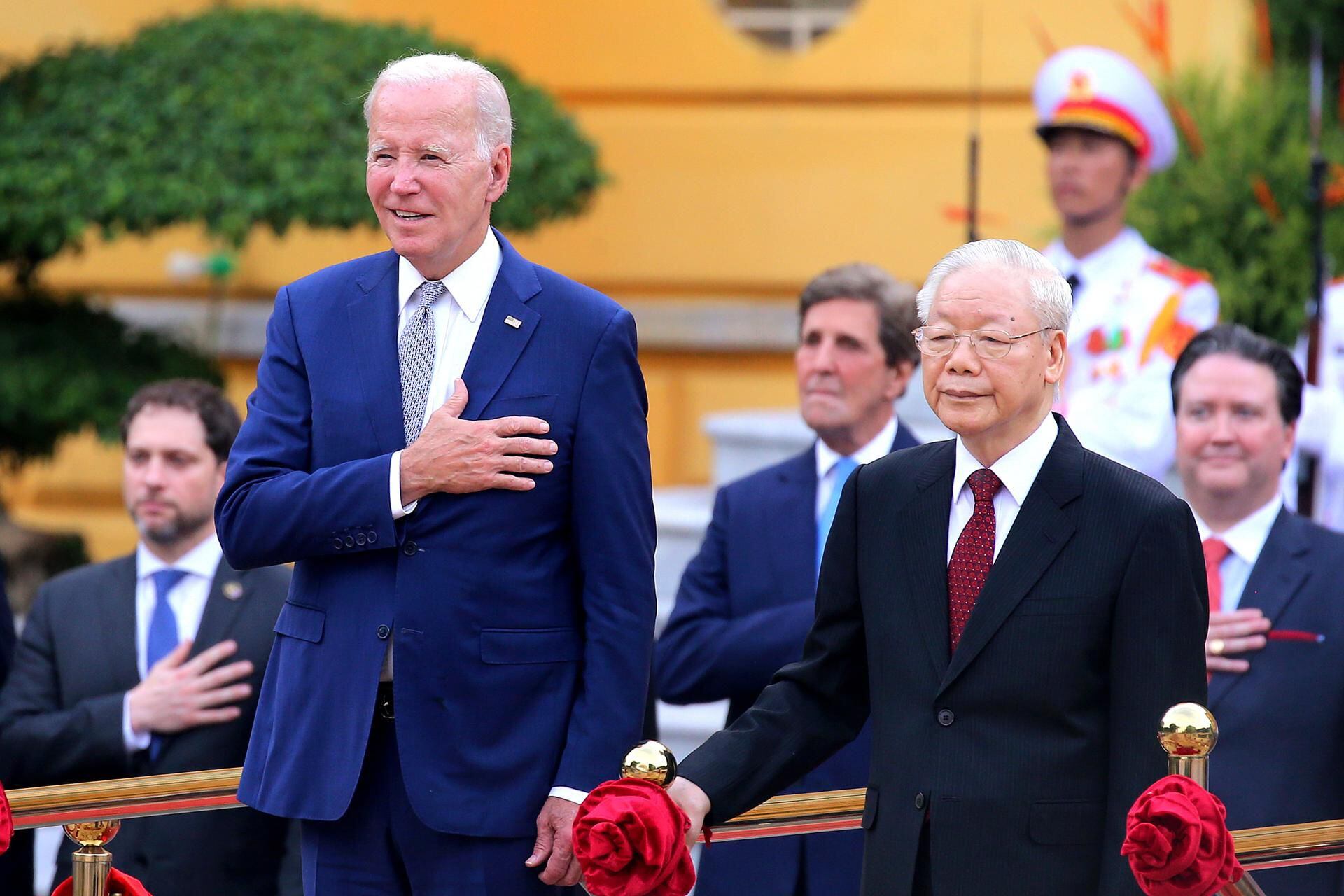 ¿Qué trama EU contra China? Estas son las claves de la visita de Biden a la cumbre del G20 y Vietnam 