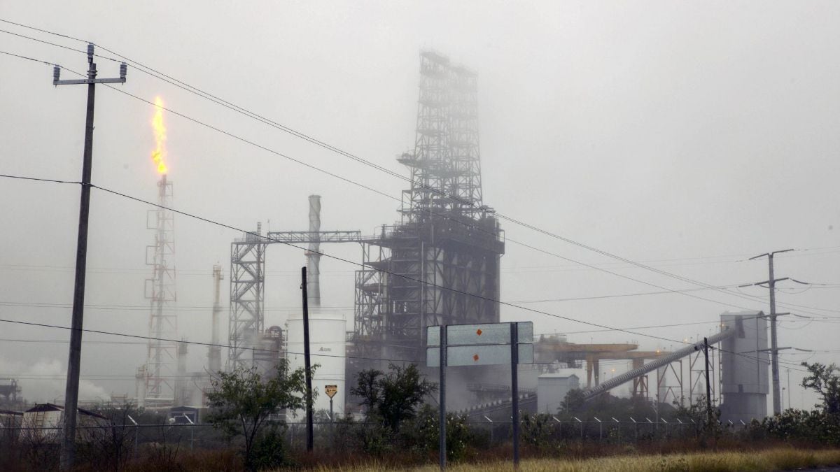 Hastía a gobierno situación ambiental de la refinería