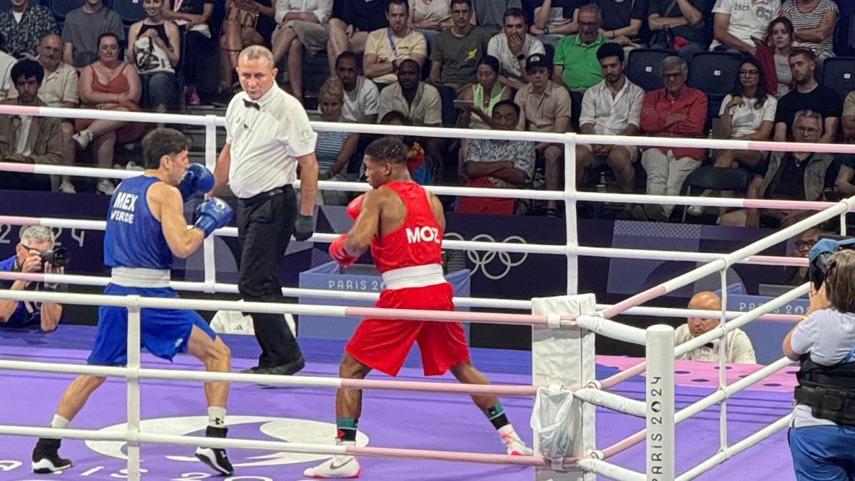 Marco Verde conecta un gancho en París 2024: Mexicano califica a cuartos de final de boxeo