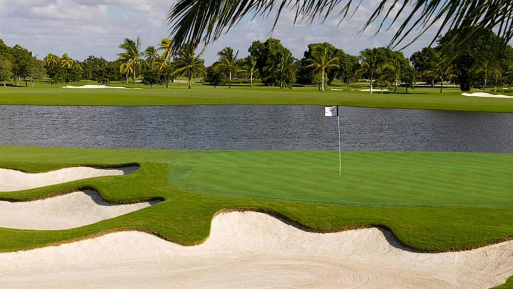 Doral es un campo de golf que abrió en la década de los 60; fue adquirido por la familia Trump años después. (Foto: trumpgolfdoral.com).