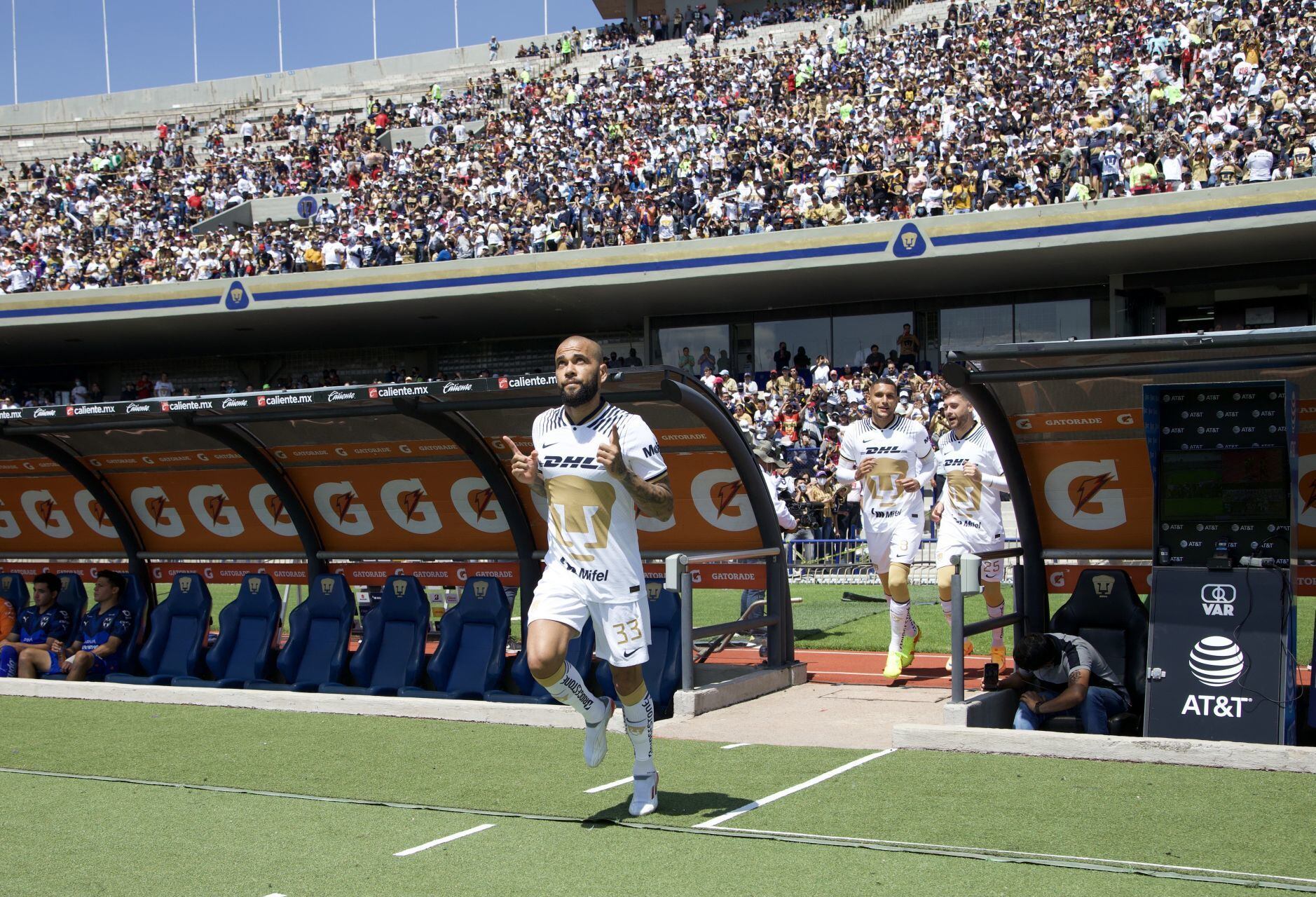 Dani Alves: ¿Cuál ha sido la aportación del brasileño con los Pumas de la UNAM en la Liga MX?