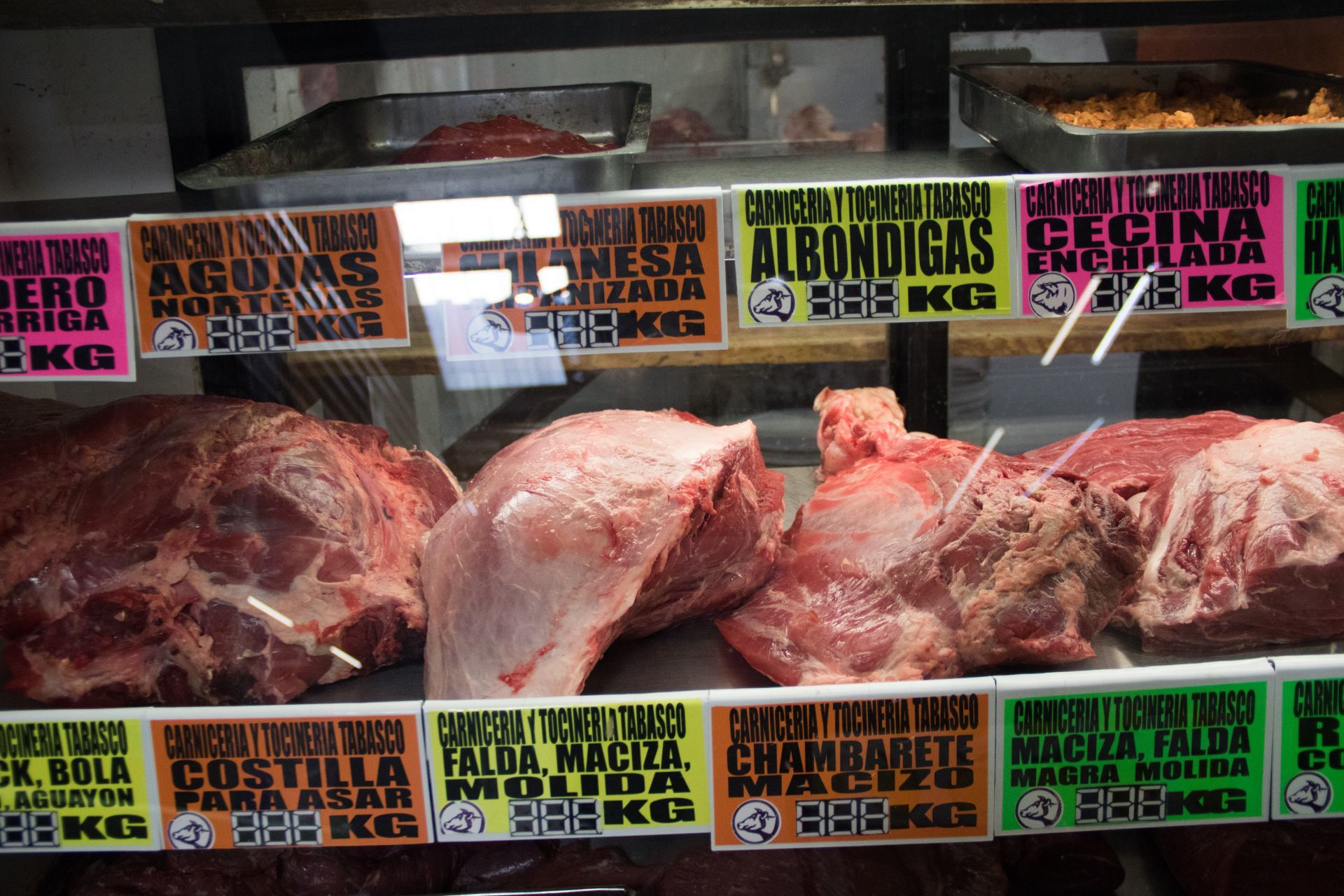 ¿Los ‘bistecitos’ te salen más caros? Cofece explica por qué se encarecen los precios de la carne de res