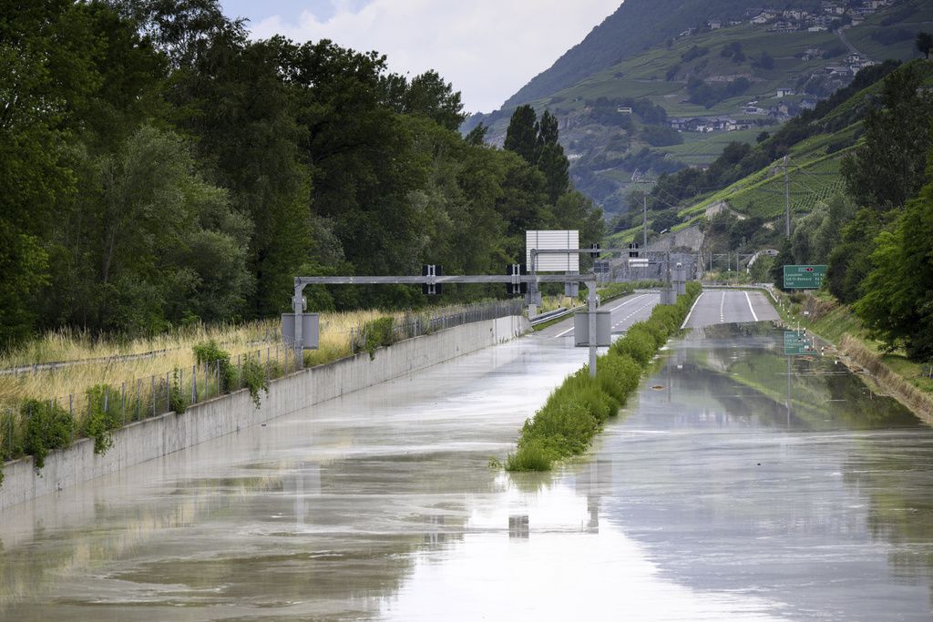 Tormentas en Suiza e Italia: Inundaciones y deslaves provocan cuatro muertos