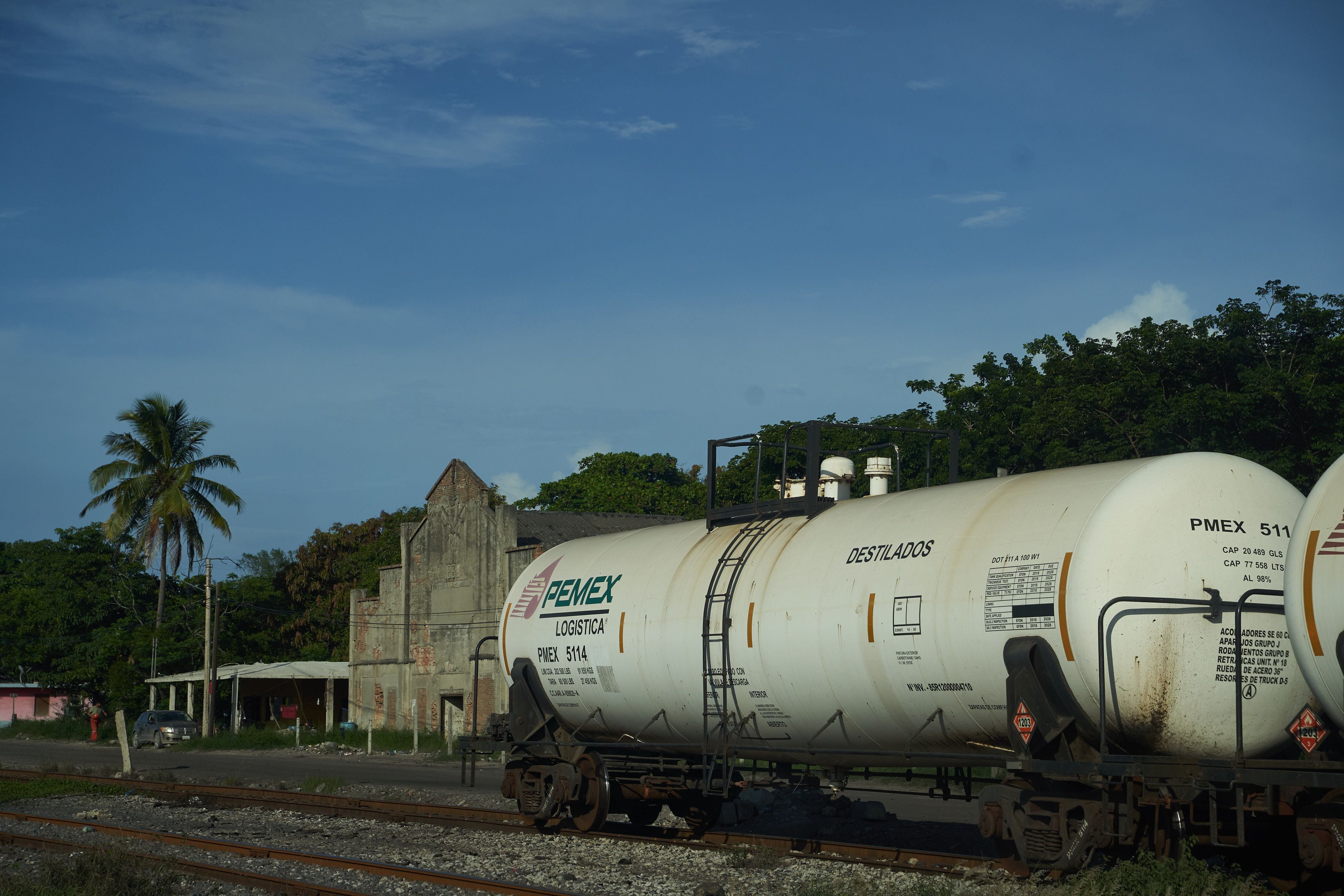 Las ventas de Pemex a Estados Unidos cayeron en marzo respecto a febrero.