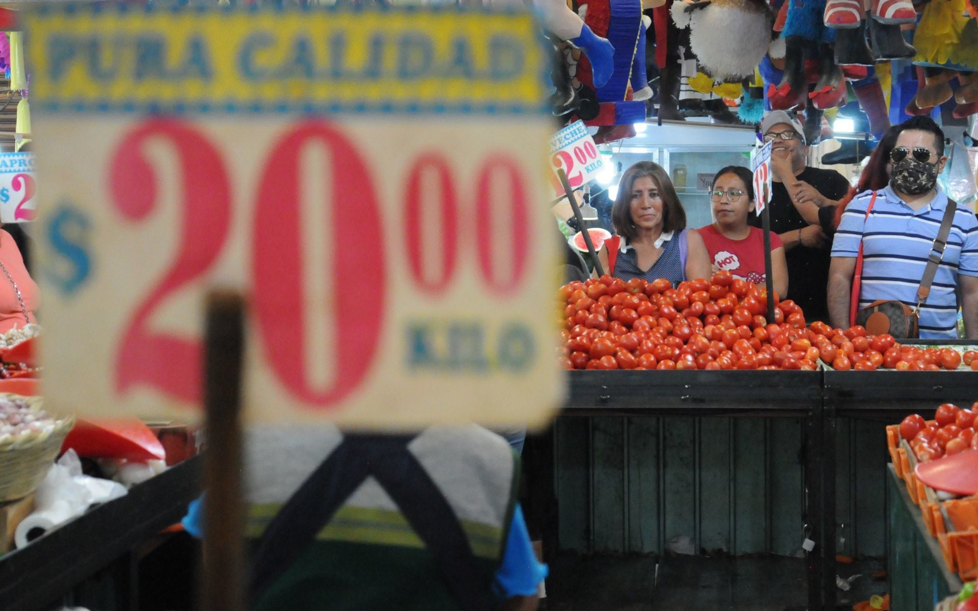 Costo de alimentos ‘empuja’ a la inflación: ¿Cuáles son las frutas y verduras con los precios más altos?