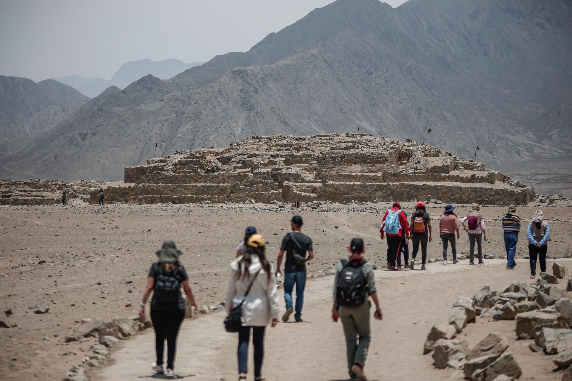 Operadores turísticos piden al Gobierno de Perú que anule solicitud de visa a mexicanos.