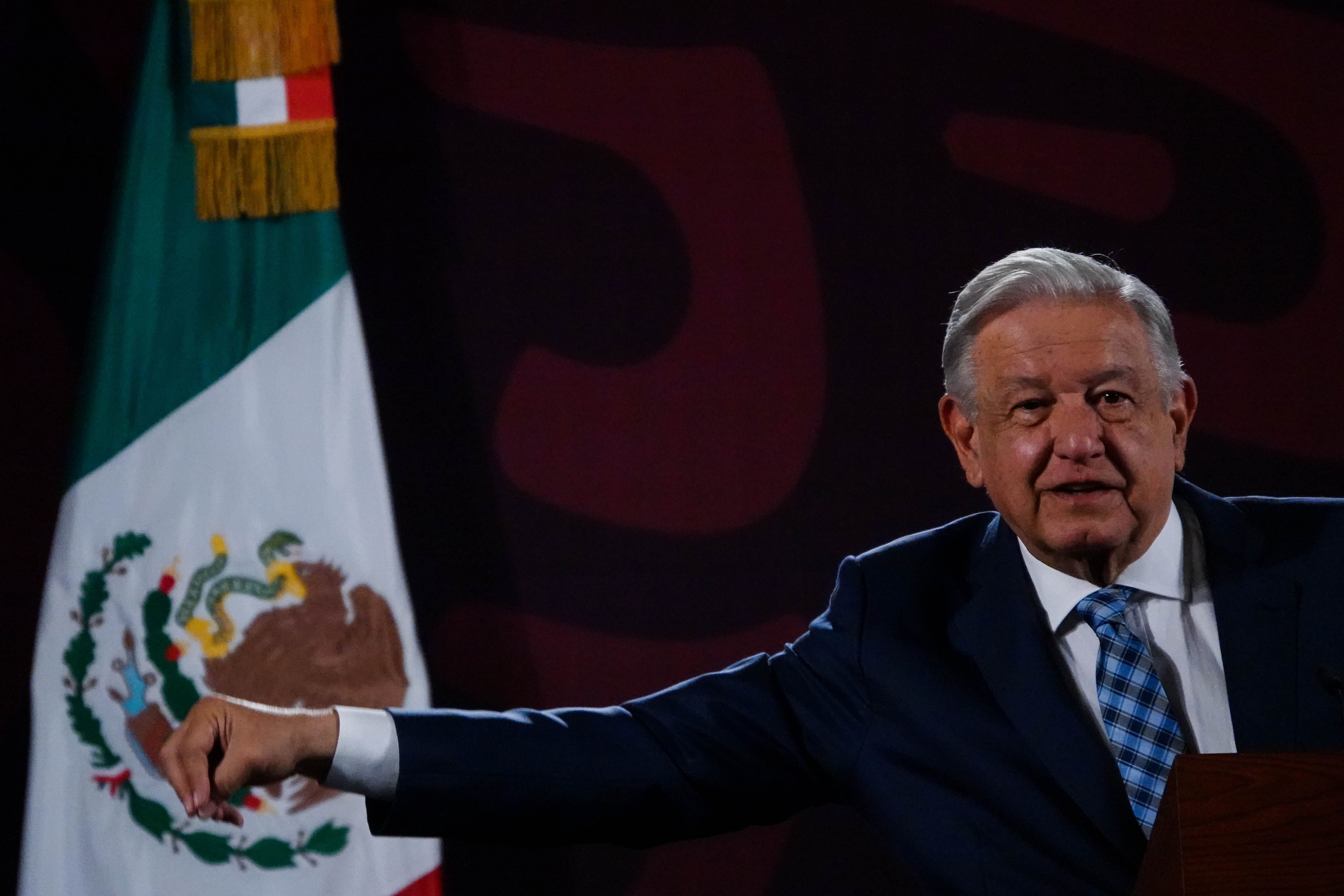 ‘Para qué tanta prepotencia’: AMLO critica a EU por suspender exportación de aguacate mexicano