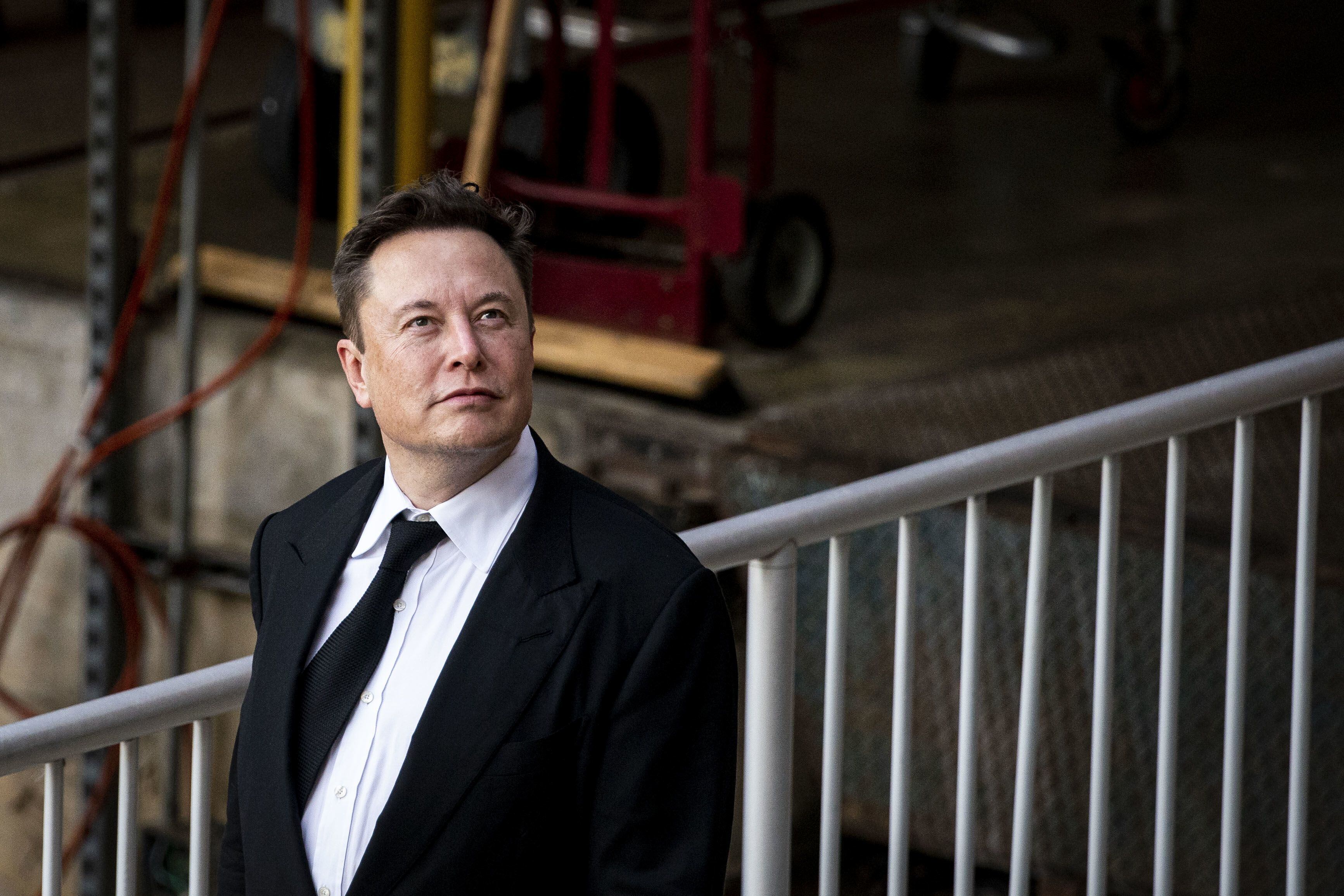 Elon Musk busca financiamiento para su oferta de 43 mil millones de dólares para comprar Twitter