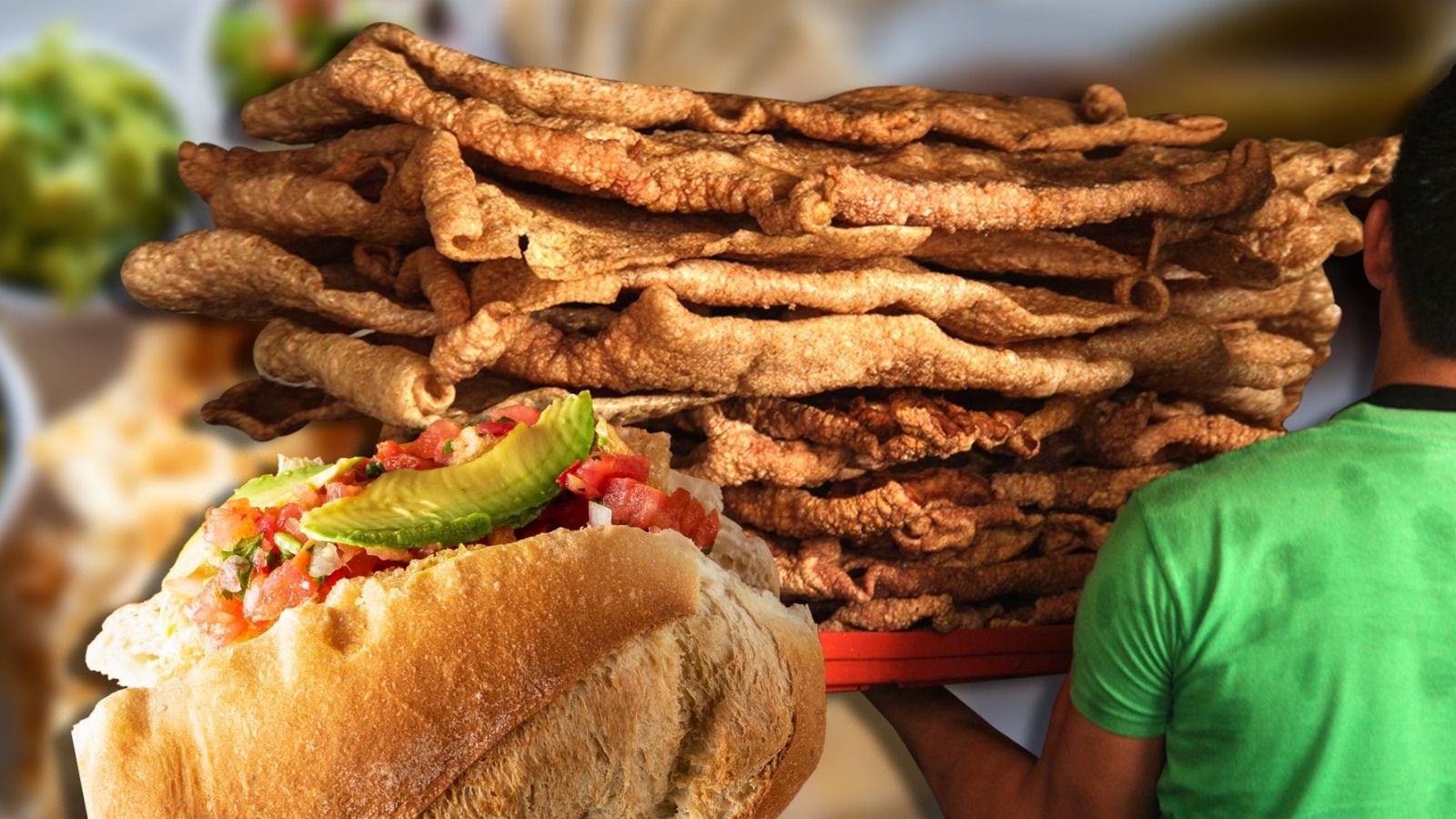 El chicharrón de cerdo es popular en 'guacamayas' y tacos placeros. (Fotoarte: Andrea López Trejo | El Financiero).