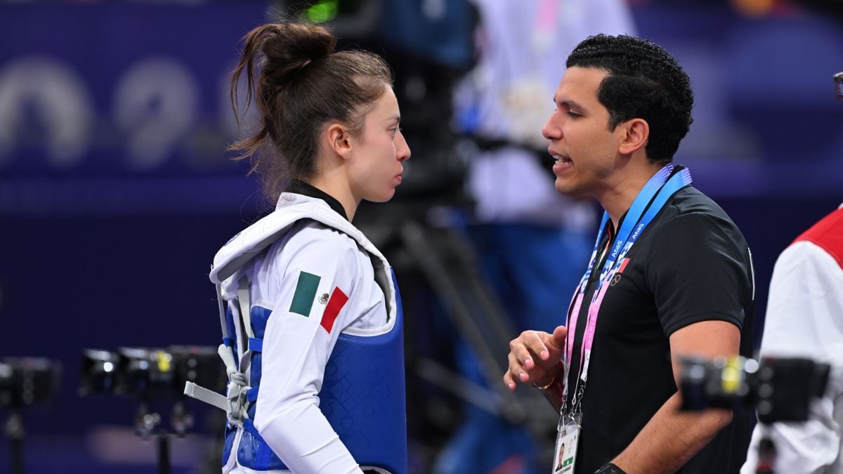 Daniela Souza terminó descalificada en su primer encuentro de octavos de final. (Foto: Mexsport)