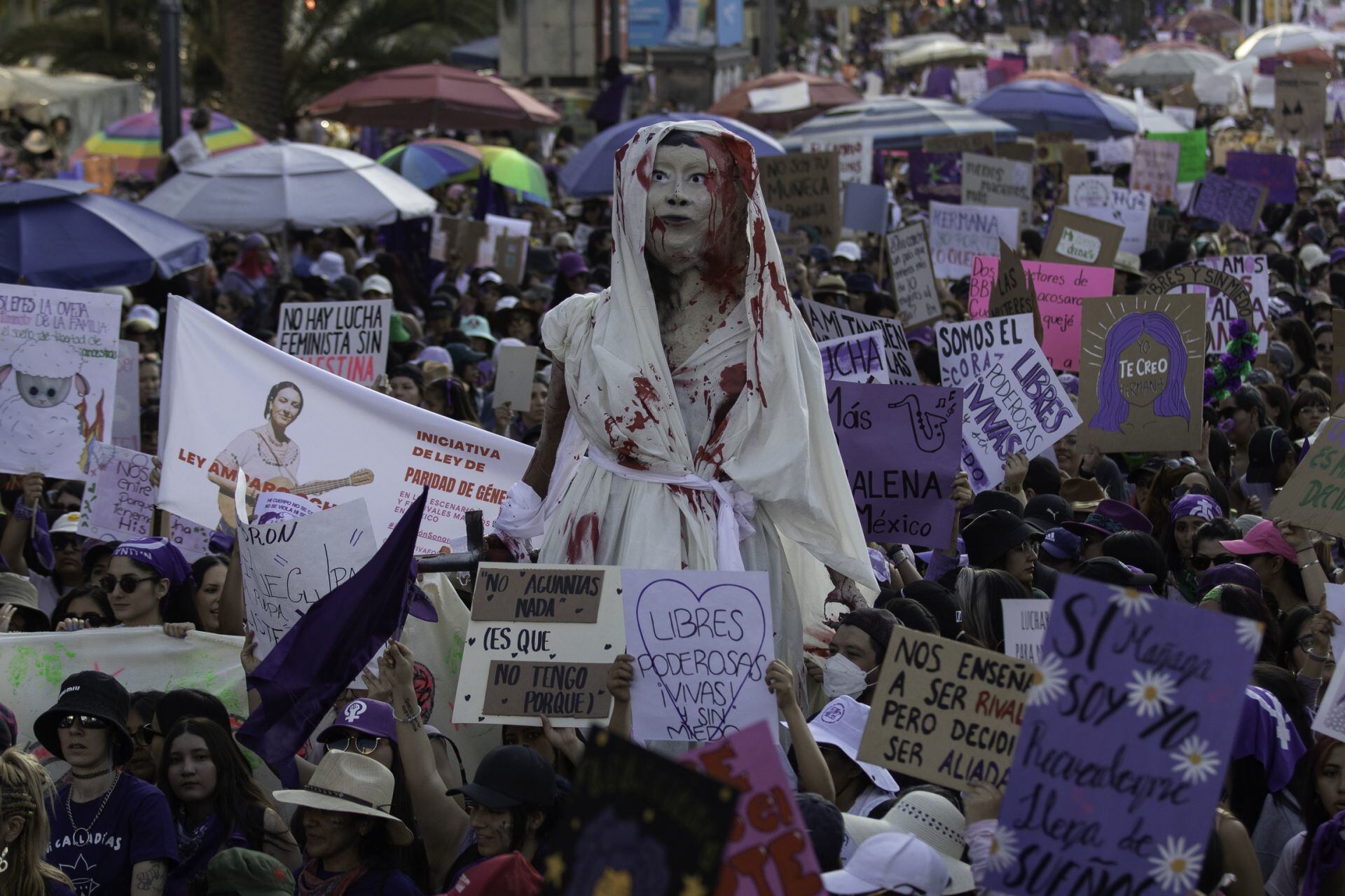 Marchas del 8M en México: Incidentes que ‘amargaron’ la protesta 