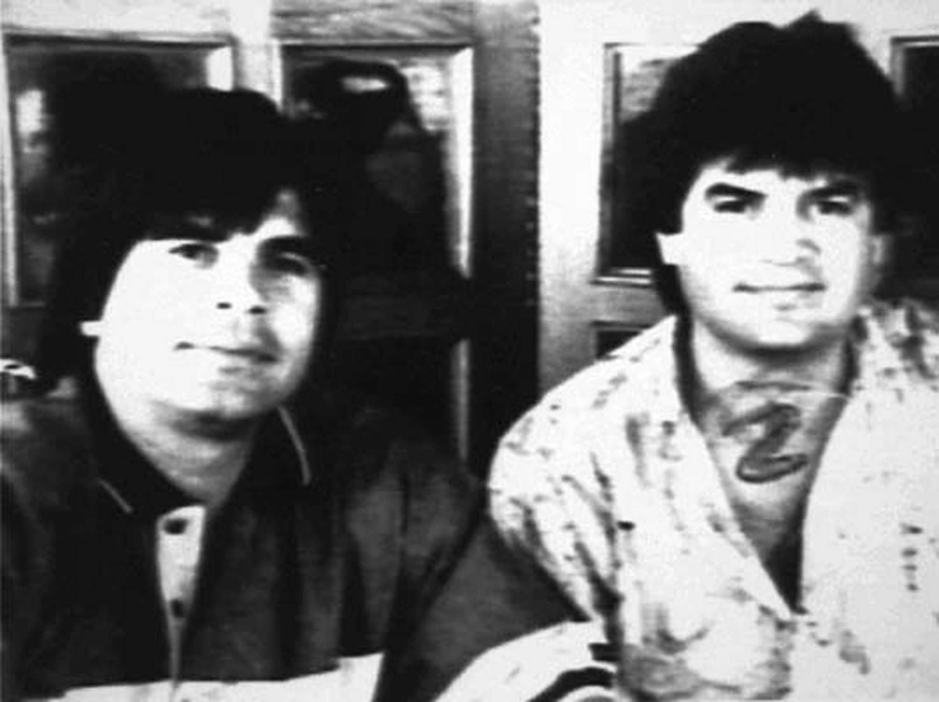 Ramón Arellano Félix (izquierda) junto con su hermano Benjamín Arellano Felix (Derecha).