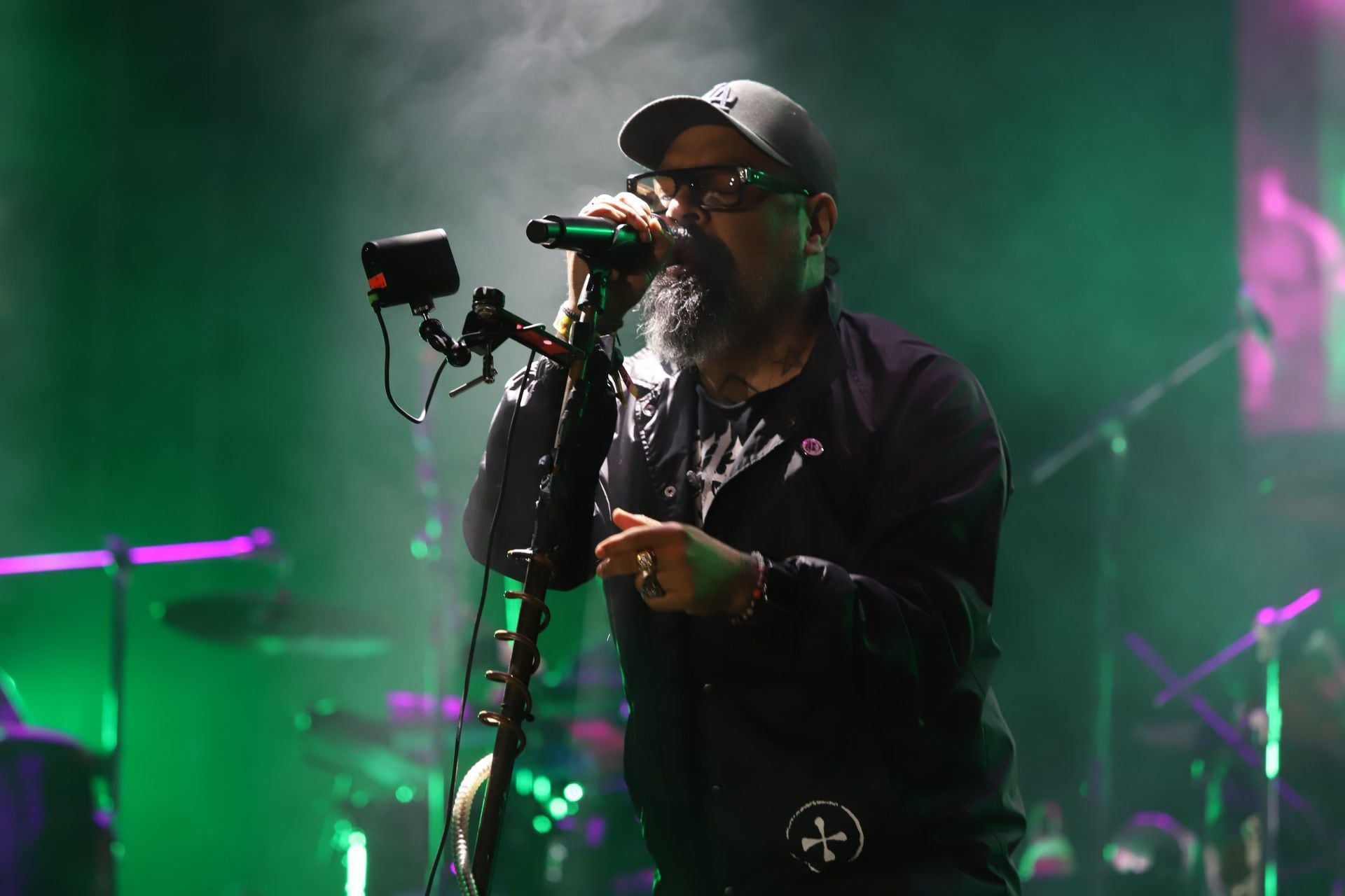 Panteón Rococo durante su participación en el festival Hell and Heaven Metal Fest 2022 en el Foro Pegaso. (Foto: Cuartoscuro)
