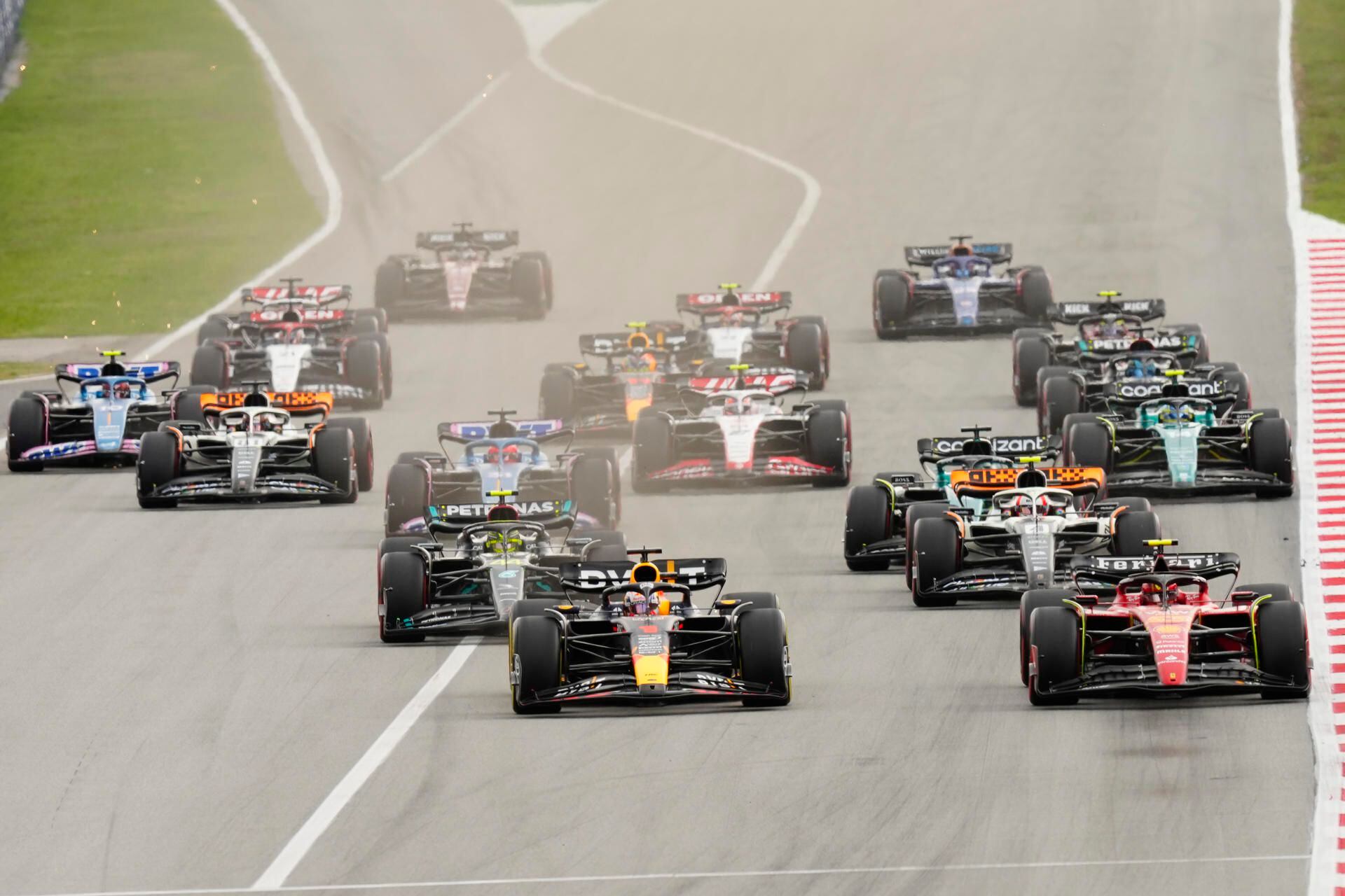 Max Verstappen lideró toda la carrera del Gran Premio de España. (Foto: EFE).
