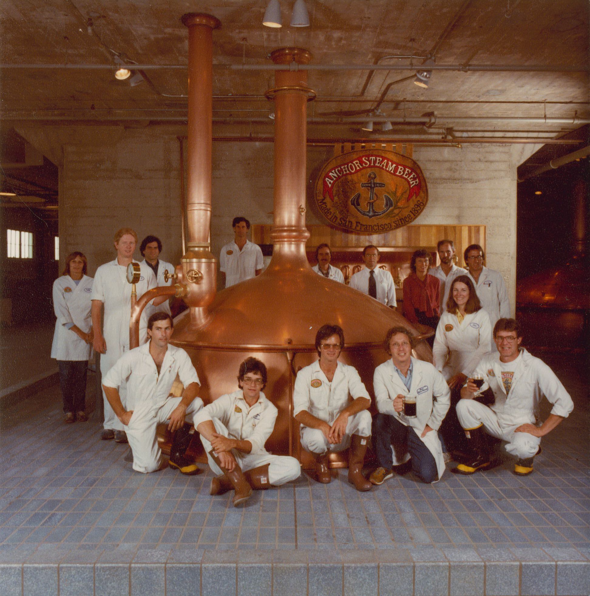 La plantilla de Anchor Brewing en 1980. (Foto: Anchor Brewing Company).