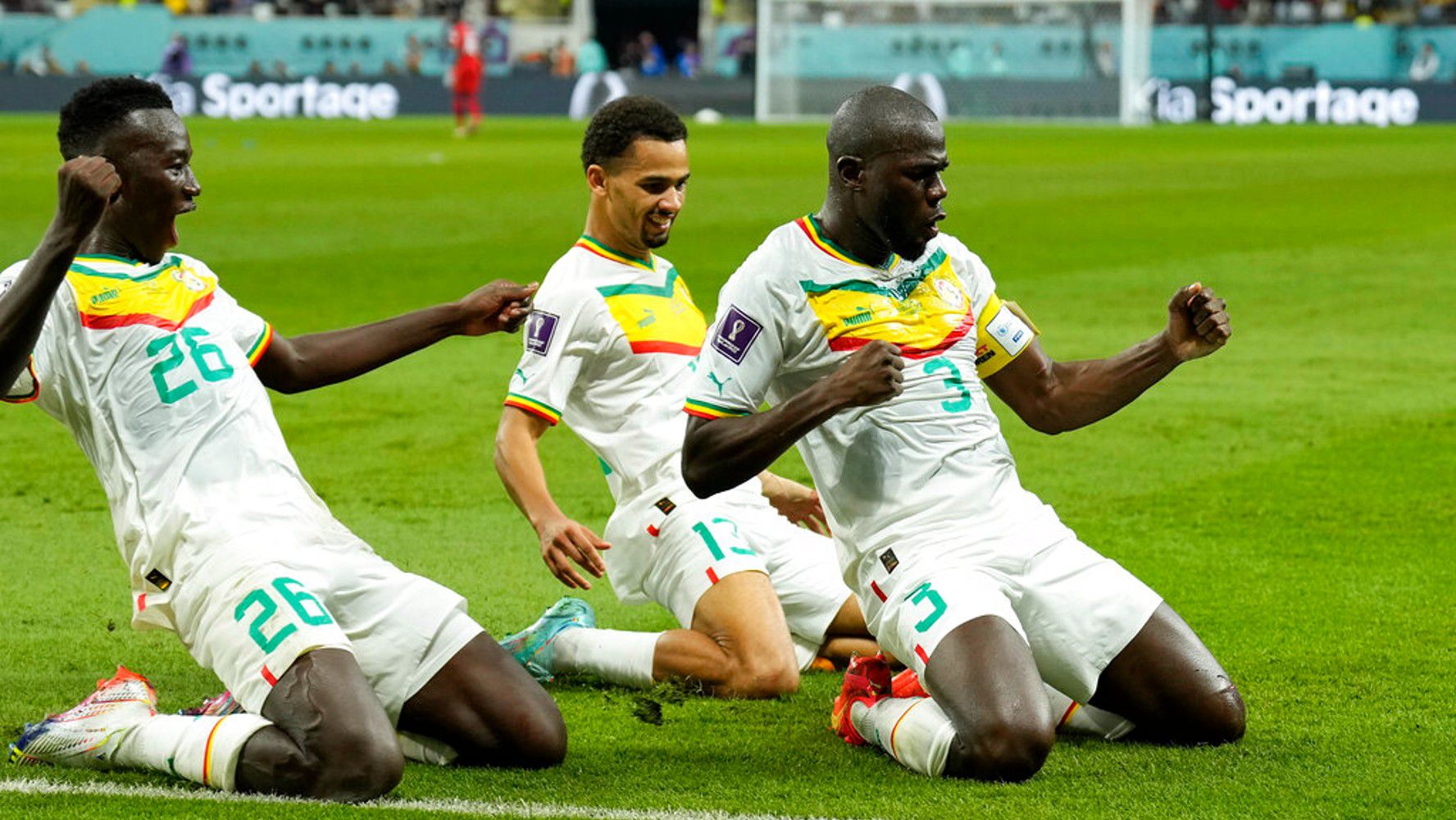 Koulibaly anotó el gol del triunfo y pase para Senegal.
