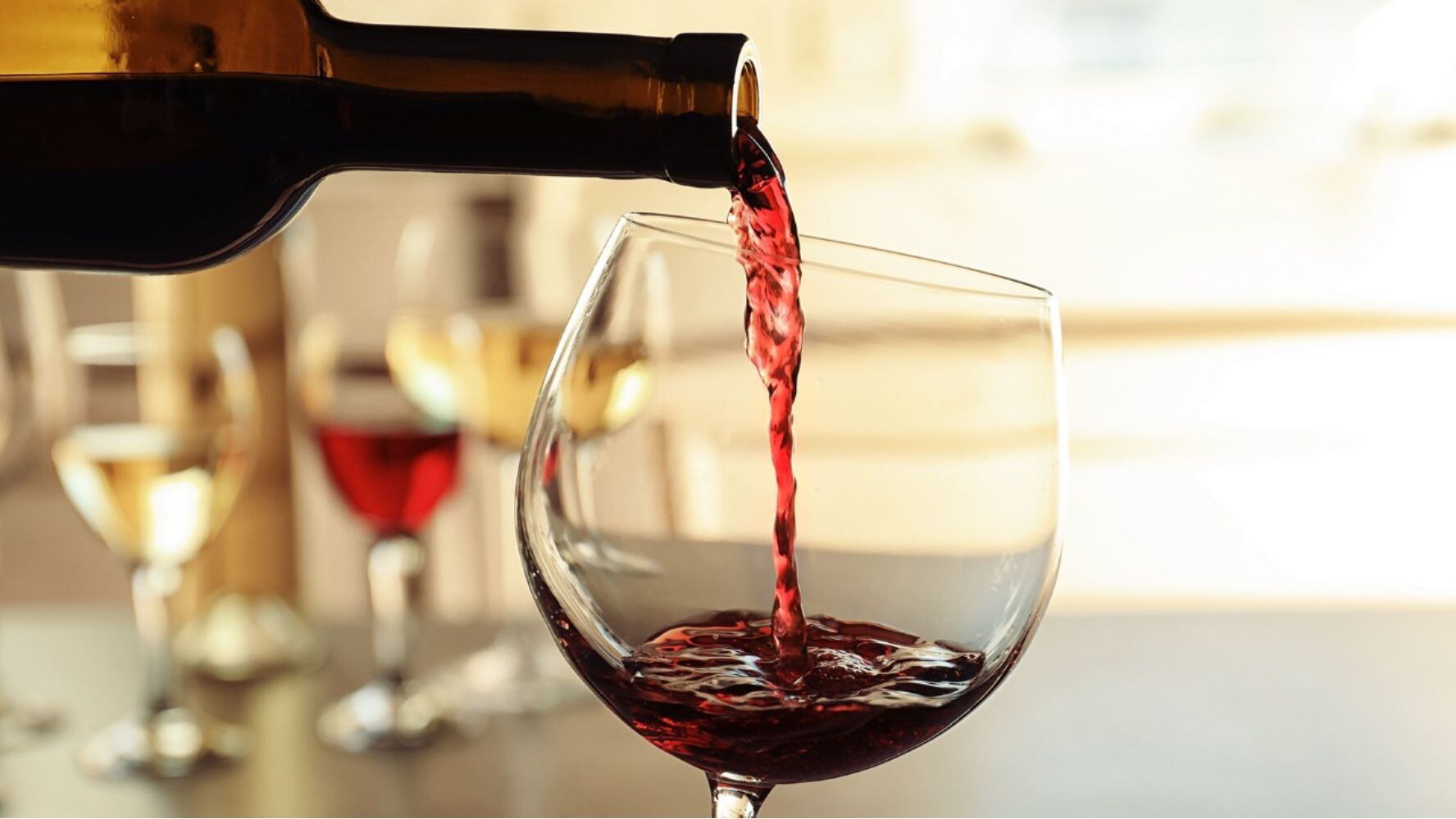 Elegir un buen vino depende de varios factores como el tipo de consumo que le darás. (Foto: Shutterstock)