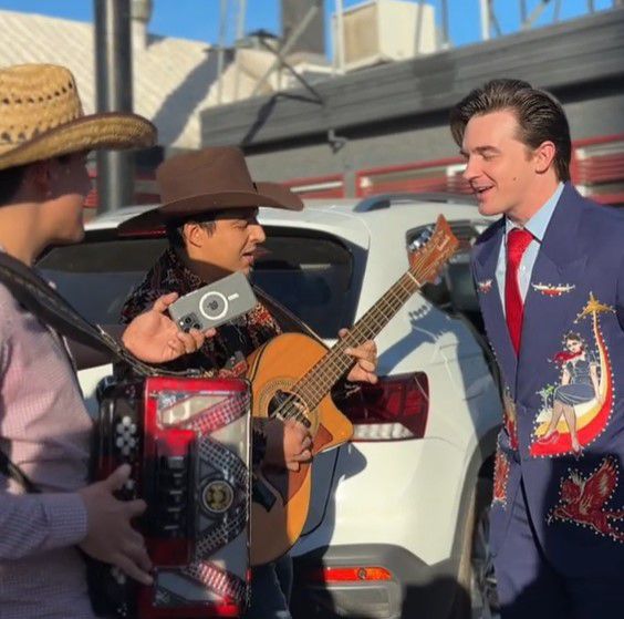 Drake Bell cantó uno de sus éxitos en género norteño. (Foto: Captura TikTok)