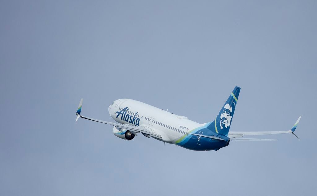 Alaska Airlines inmoviliza, otra vez, todos sus Boeing 737 Max 9 tras accidente en el aire