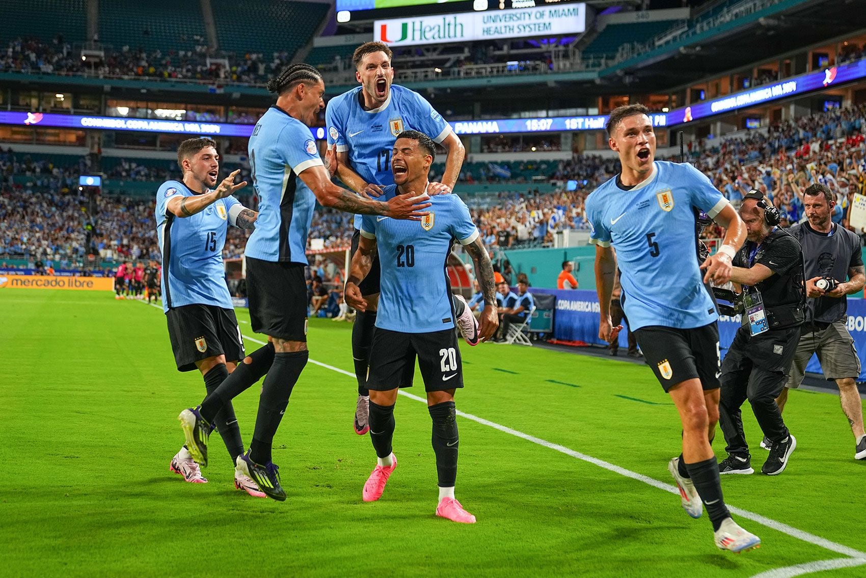 Uruguay aprovechó el golazo de Maxi Araújo para superar a Panamá en su debut en Copa América (Foto: Mexsport) 