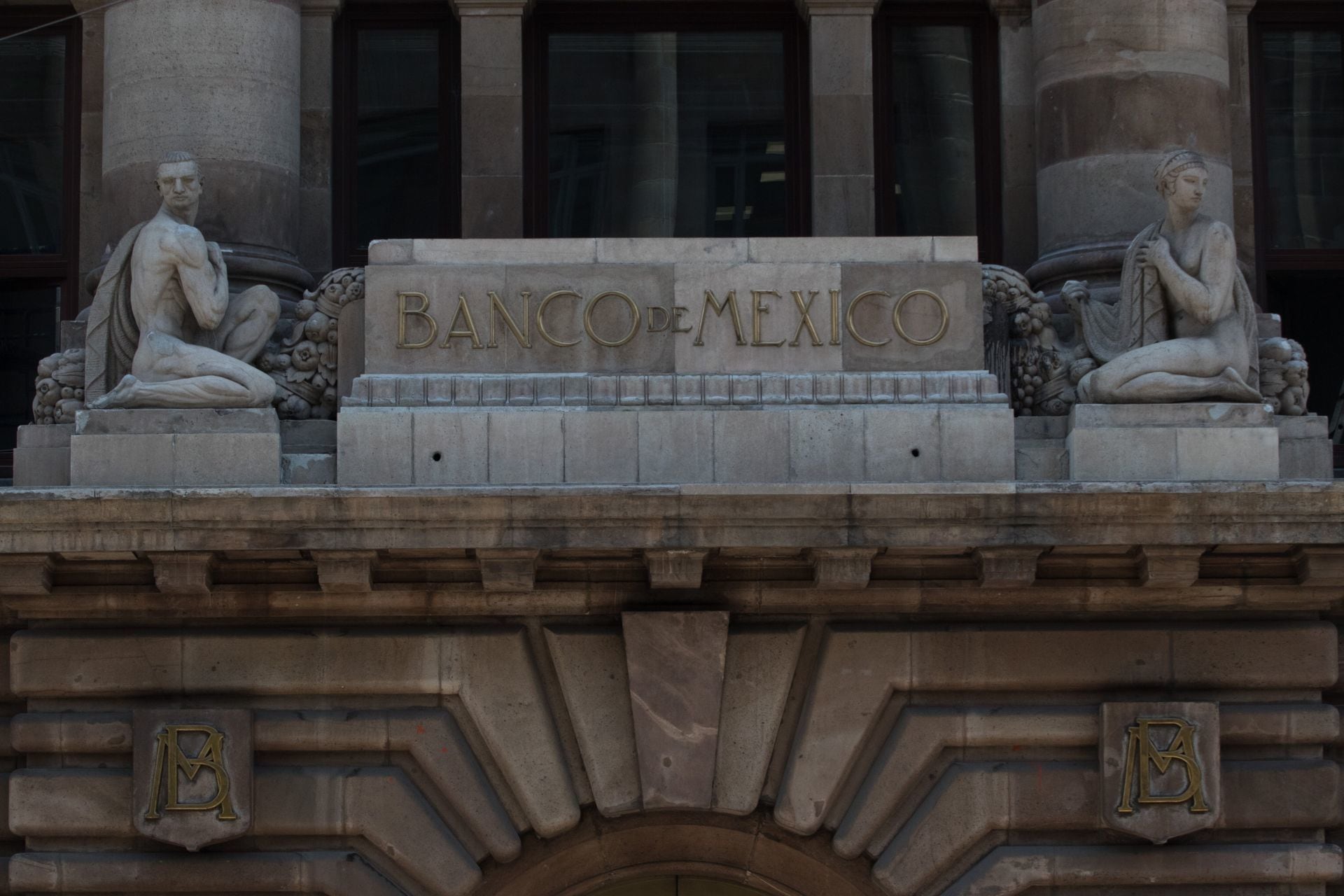  ¿Por qué el FMI mantiene línea de crédito para México?