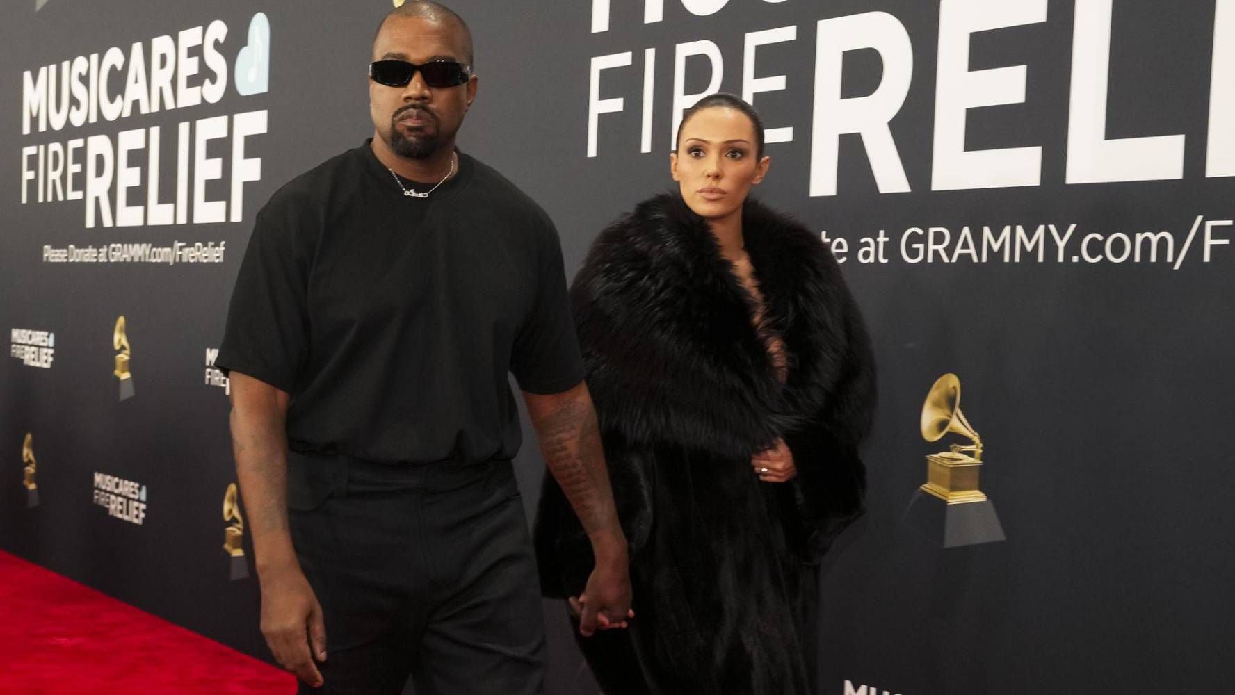 ¿Qué pasó con Kanye West y Bianca Censori en los Grammy 2025?