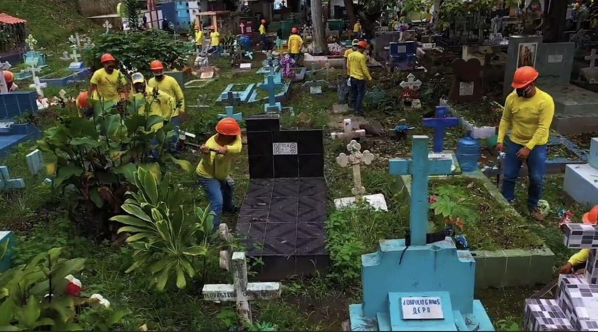 Bukele ‘borra’ a las pandillas de El Salvador... hasta de los cementerios