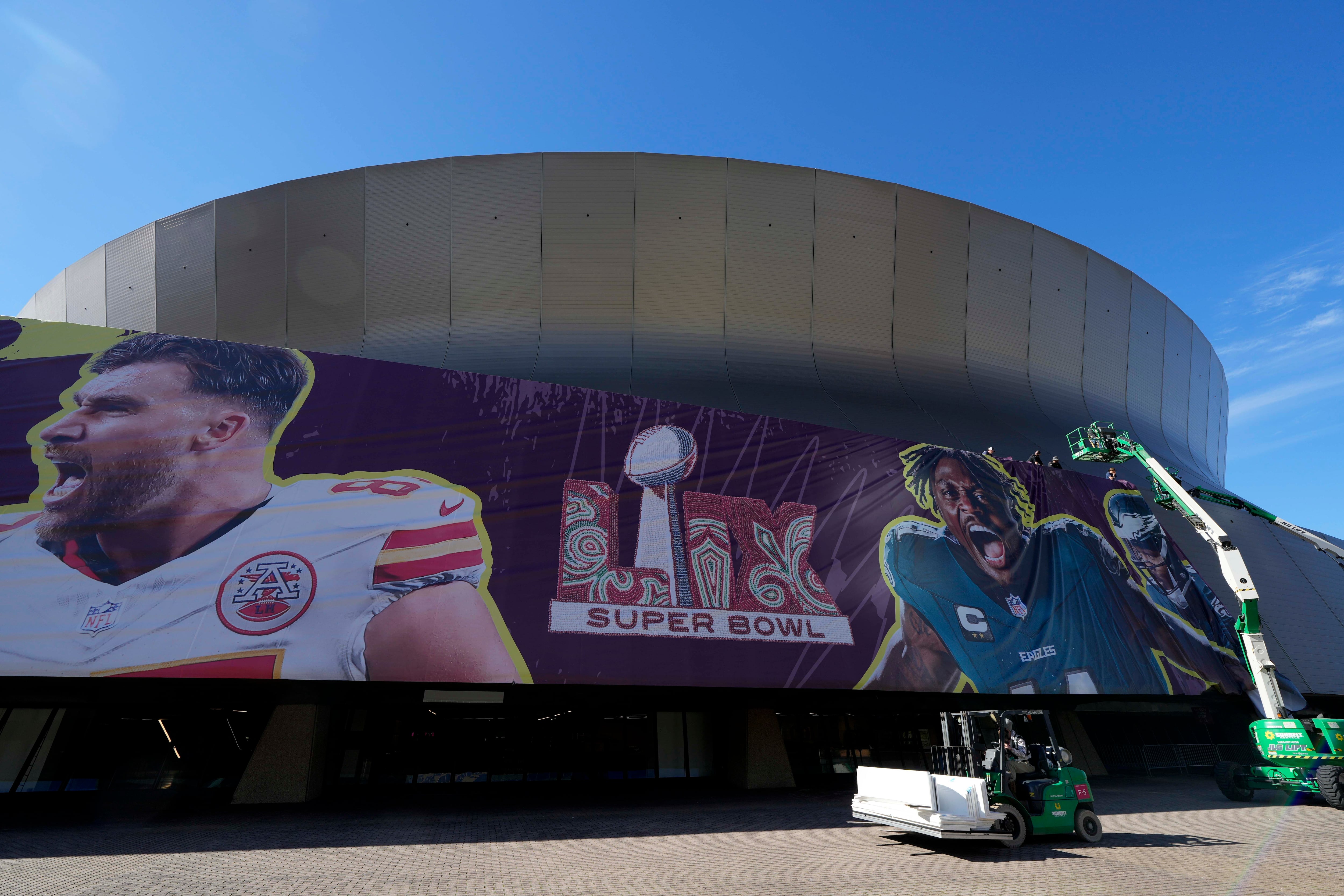 El Caesars Superdome albergará el Super Bowl 59 de la NFL entre los Eagles de Philadelphia y los Chiefs de Kansas City. (Foto: AP)