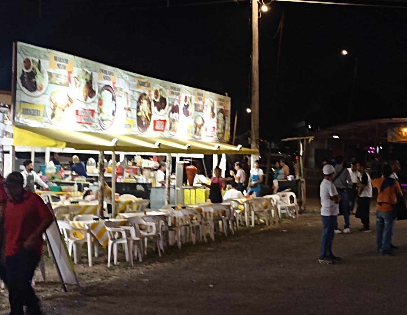 Una usuaria denuncia en redes sociales engaños en los precios de la comida en un puesto de tacos de la Feria de Pánuco 2022. (Foto: Facebook / Tatti Escobar).
