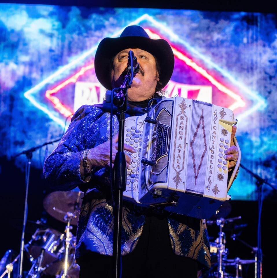 Ramón Ayala es uno de los exponentes más populares de la música regional mexicana. (Foto: Facebook / @Ramón Ayala)